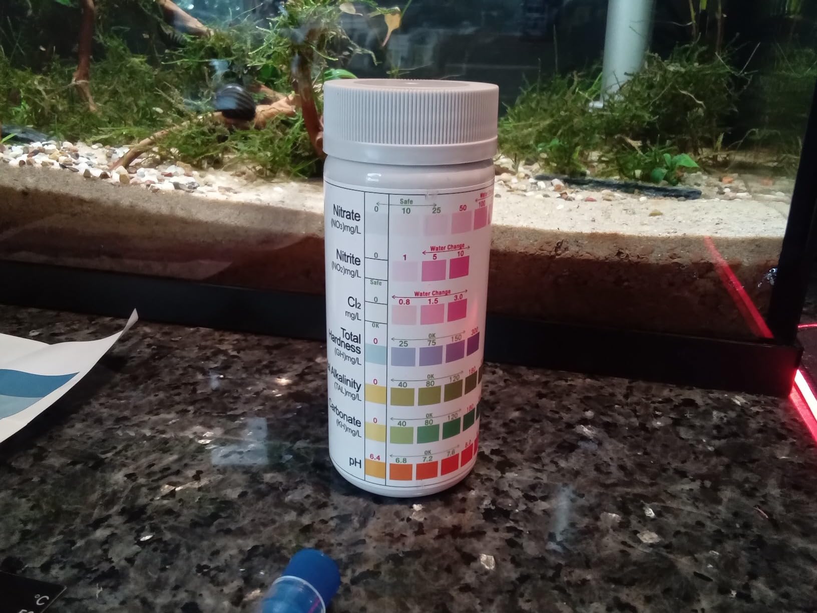 Salt-Water Pool Test Strips Kit: 125 Counts 8-in-1 for Salt Water Pool Testing Kit, Salt Pool Test Strips for Hot Tub Spa Testing Salt Chlorine pH and More customer photo 2