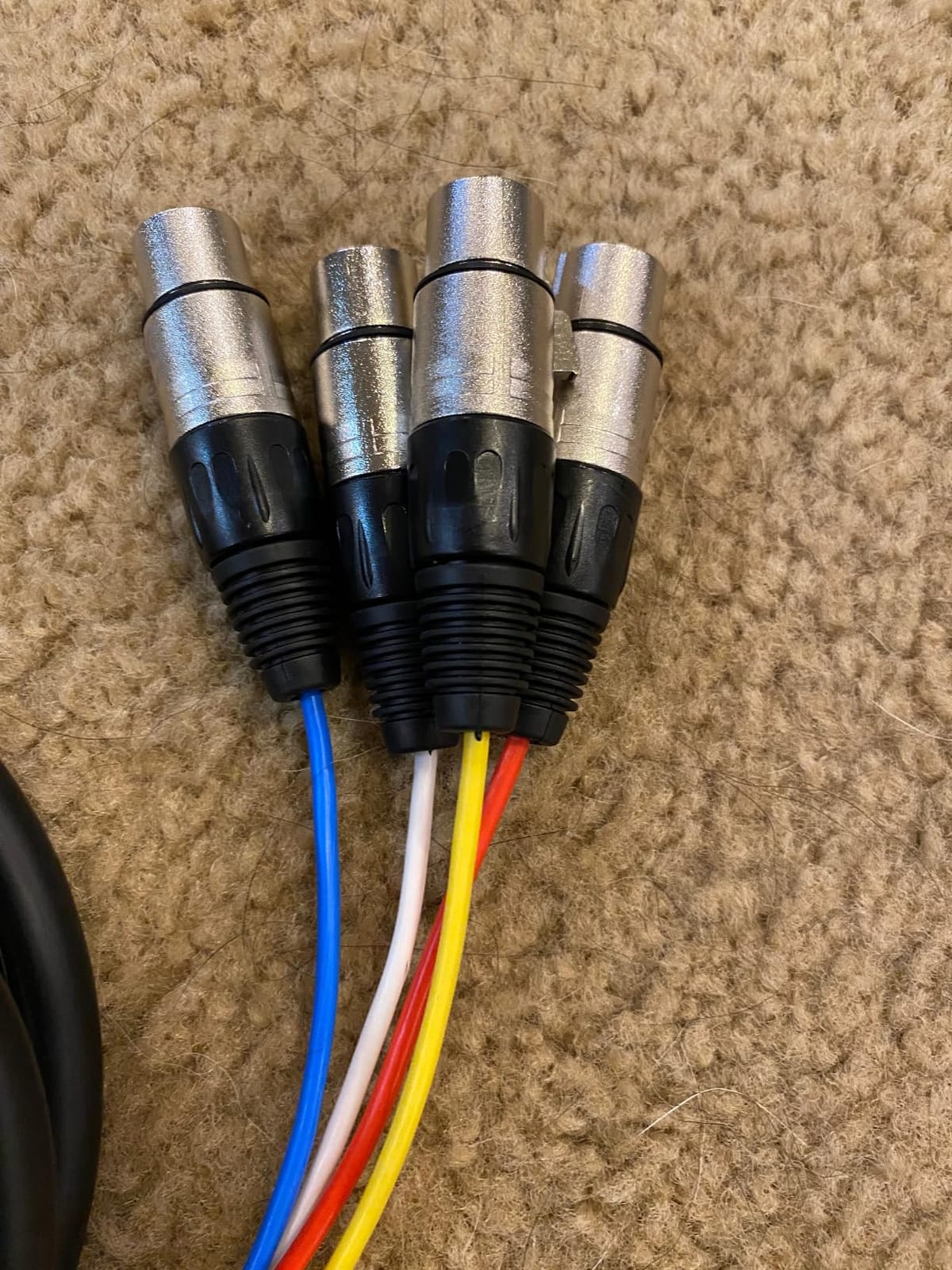 Cable Matters 4-Channel XLR Male to Female Snake Cable, 6ft customer photo 1