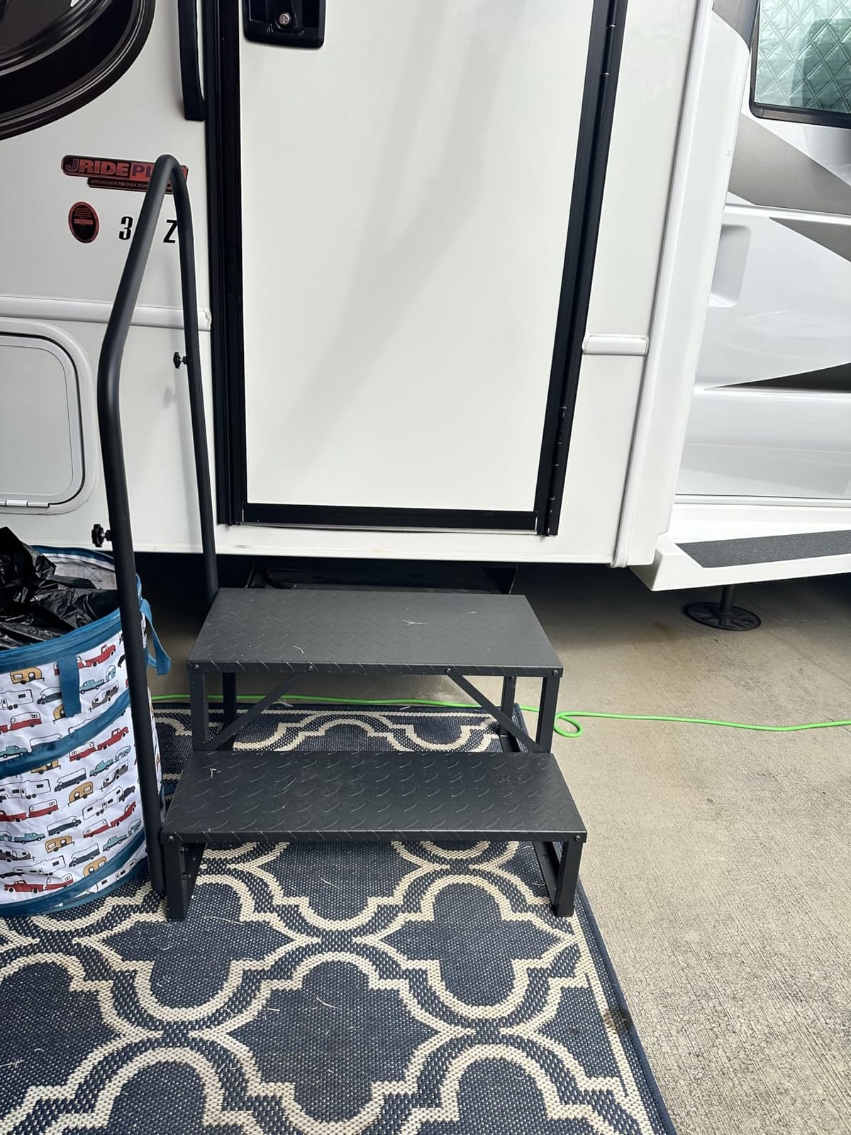 Nilight RV Steps Handrail 2 Step Portable Stairs Camper Trailer 5th Wheel customer photo 1