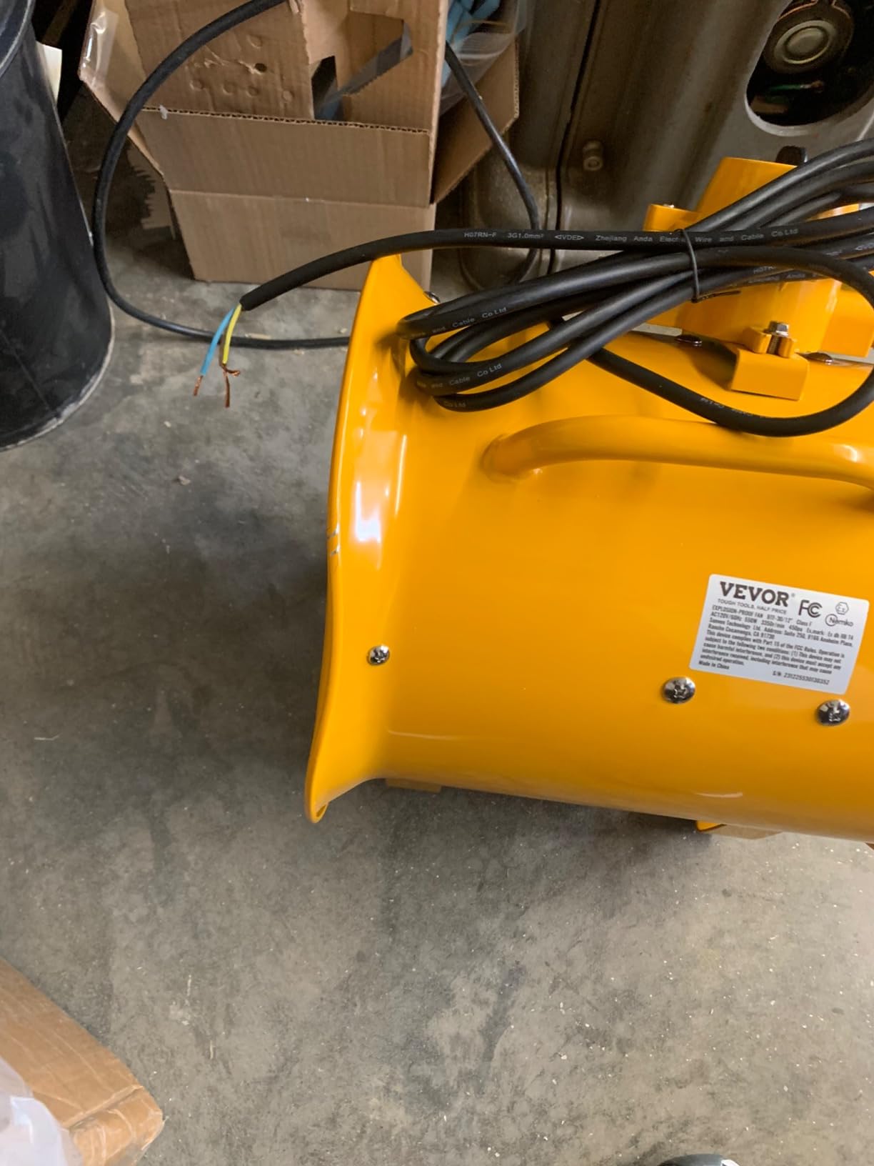 VEVOR Explosion Proof Fan 16 Inch, 350W 4240CFM, Industrial Portable Ventilator Blower/Exhaust with 9.8ft Light Cord -No Plug customer photo 1