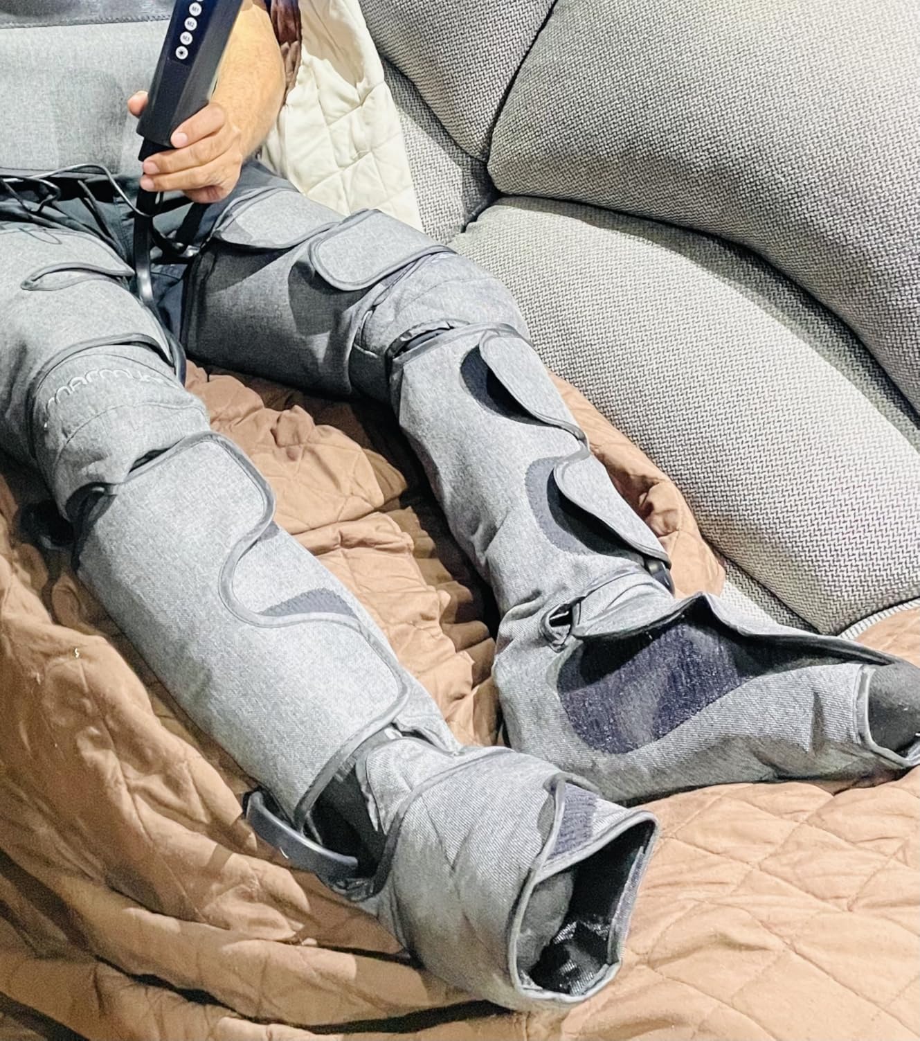 UMARMUNG Air Compression Leg Massager with Heat, Gifts for Men, Dad, Husband, Women, Mom, Wife, Her, Presents for Christmas, Mothers Day, Birthday, Valentine's Day, Works for Foot, Calf, Knee, Thighs customer photo 1