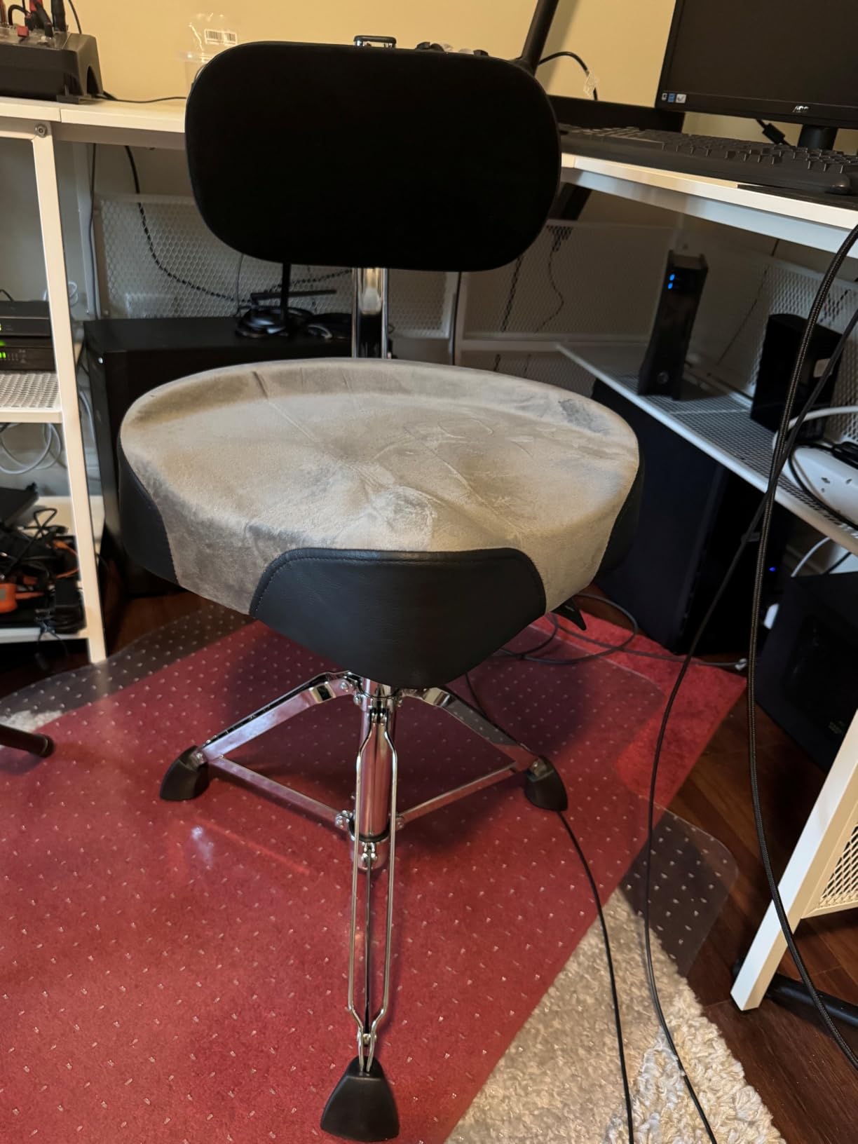 AKLOT Saddle Drum Throne with Backrest, Hydraulic Drum Throne, Heavy Duty Drum Seat, Height Adjustable Suede Drum Chair, Motorcycle Style Drum Stool for Adults Drummers Green customer photo 1