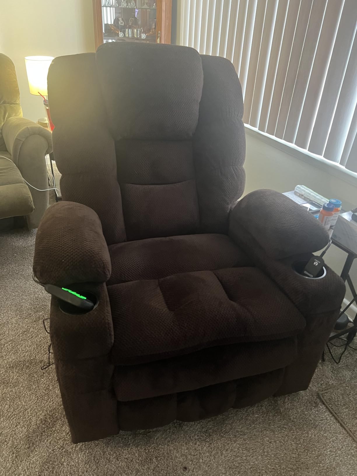 MCombo 3 Motor Lay Flat Power Lift Recliner for Elderly R7635 (Large-Wide) customer photo 2