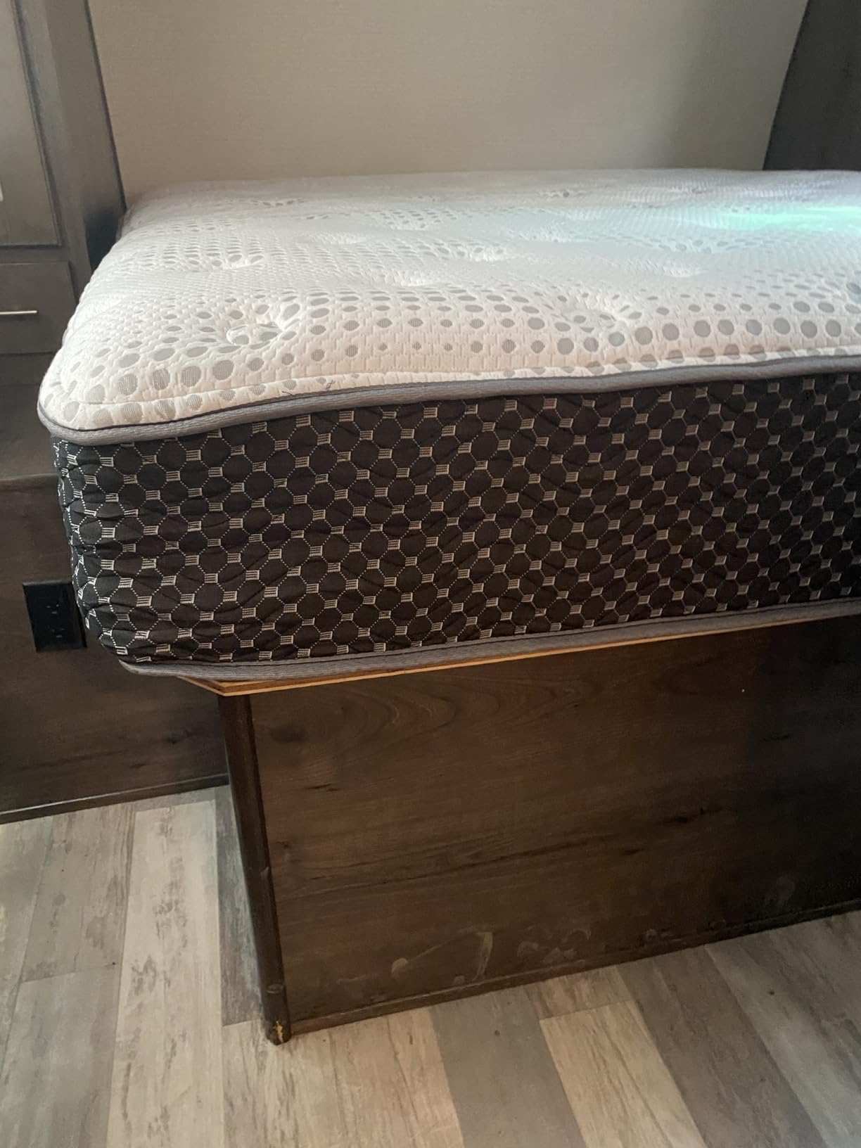 WanderRest 12” Cool Hybrid RV Mattress, Short Queen 60x74, Plush-Medium Gel Memory Foam & Pocketed Coil Bed for RV, Camper or Travel Trailer, Cooling Comfort, Made in USA customer photo 1