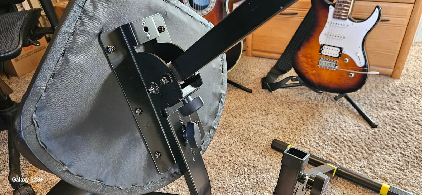 Liquid Stands Guitar Stool, Adjustable Piano Stool - Professional Musician Drum Throne with Backrest - Guitar Seat Drum Seat, Musician Stool, Chair, Guitar Chair for Adults, Kids, Drummer, Guitarist customer photo 1