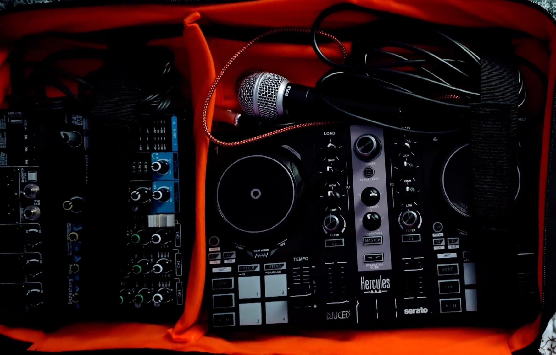 DJ Controller Case Fits for Pioneer DDJ-FLX4/Numark Mixtrack Platinum FX customer photo 1