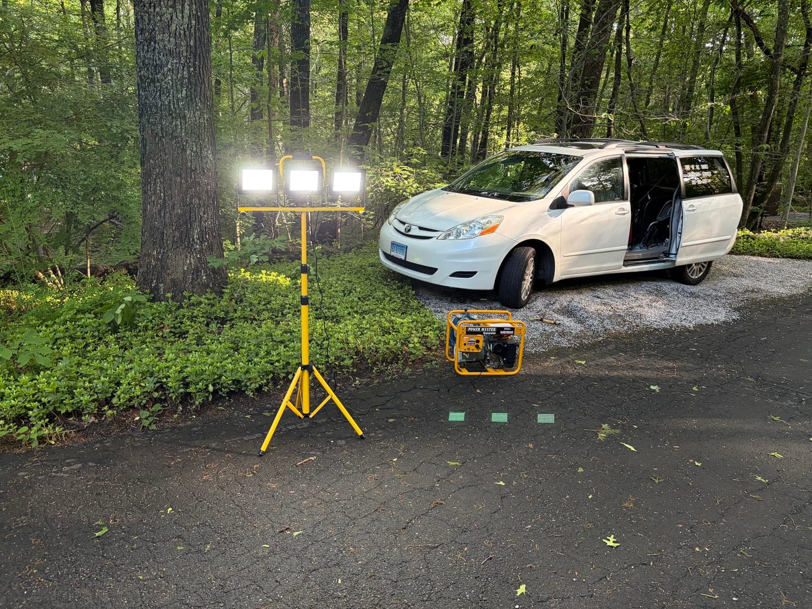 21000-Lumen LED Work Light with Stand for Job Site Garage customer photo 1