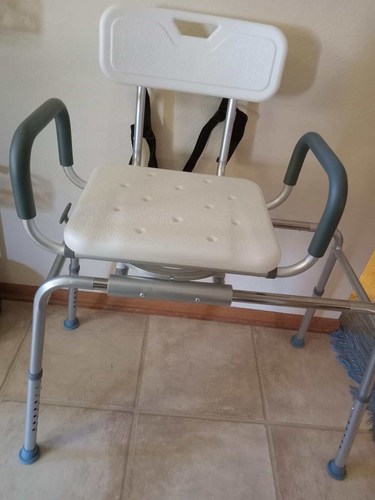 Loyoda Sliding Shower Chair with Swivel Seat for Seniors，350 Lb Capacity customer photo 1