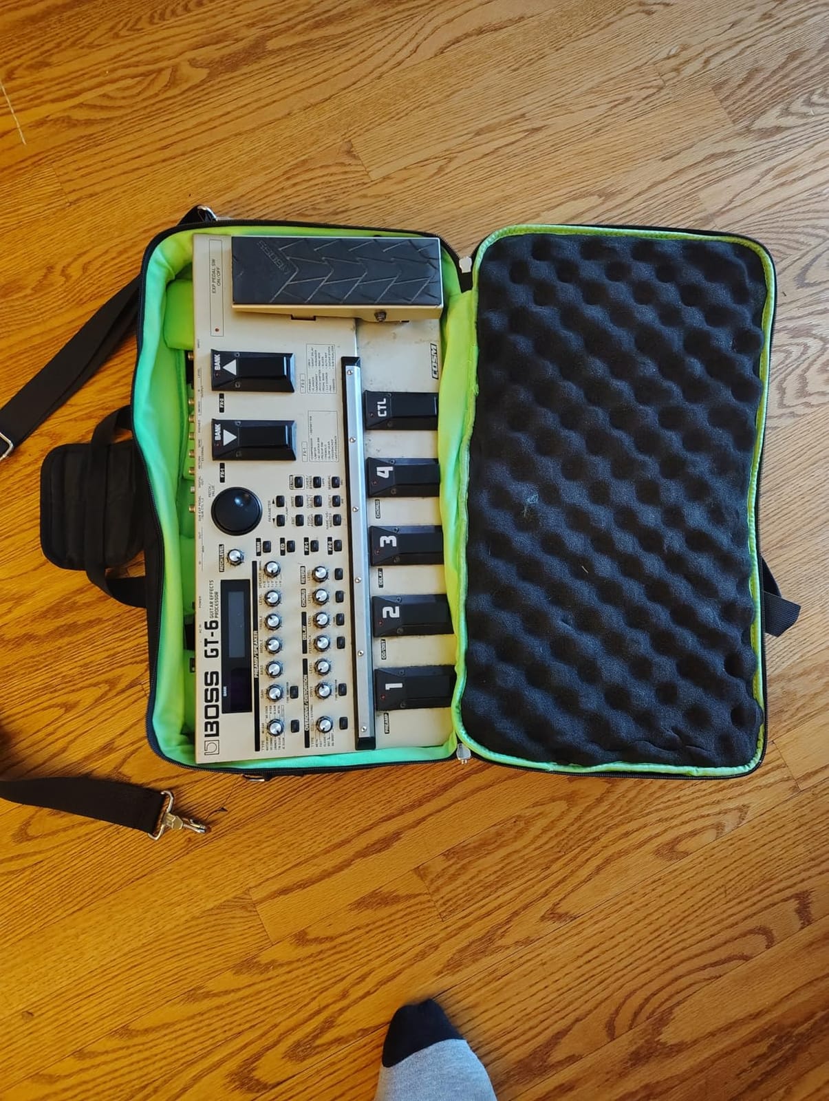 SNIGJAT DJ Controller Case for DDJ FLX4 / 400 / REV1 with 2 Front Pockets customer photo 1