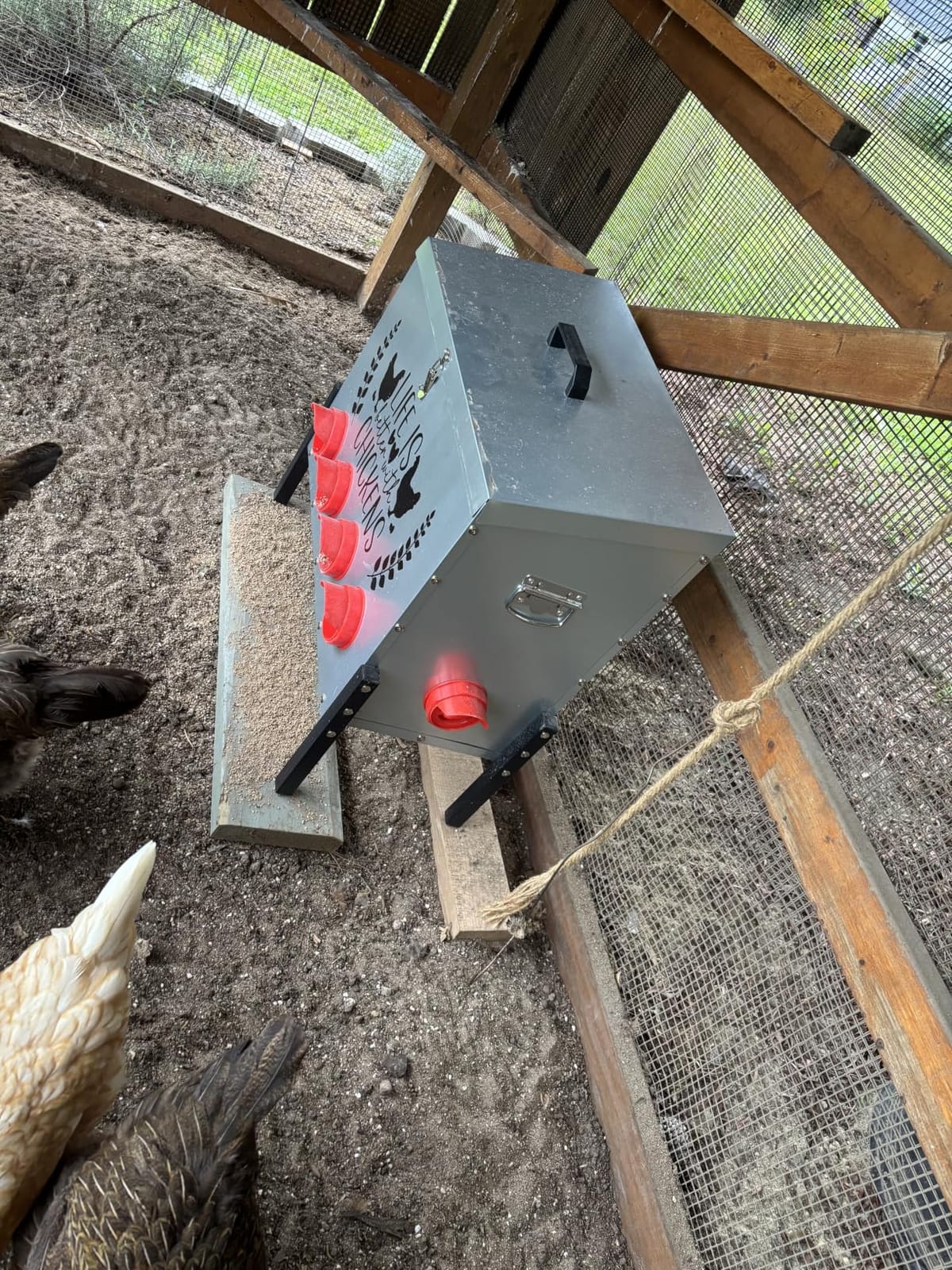 95 lb Chicken Feeder with 10 No-Waste Ports – Extra-Large Galvanized Metal Poultry Feeder with Adjustable Height Heavy-Duty Stand – Outdoor Feed Box for Chickens, Ducks & Geese customer photo 2