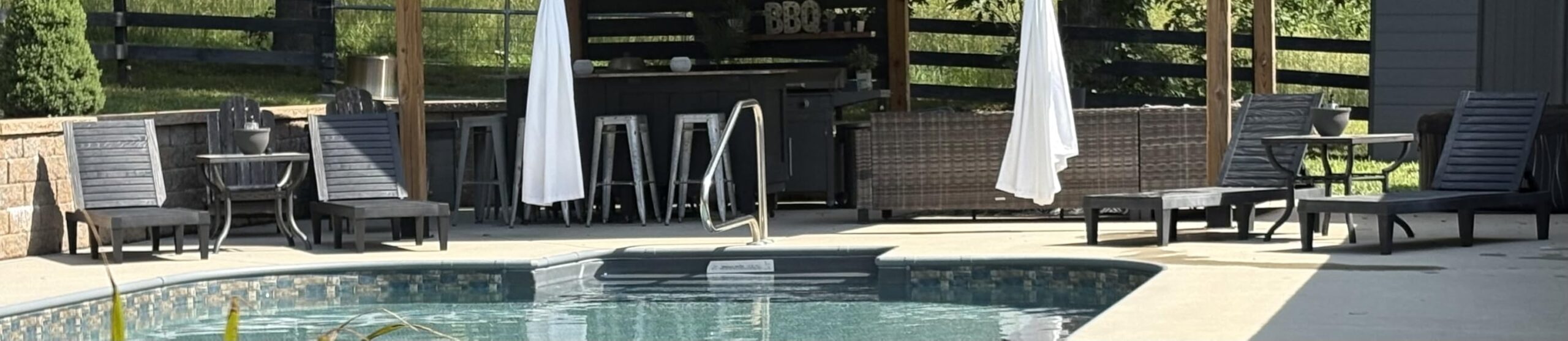 YITAHOME Outdoor Chaise Lounge Chair, Plastic Pool Chaise Lounge with 5-Position Backrest, Easy Assembly & Waterproof for Patio & Poolside, Set of 2, Grey customer photo 1