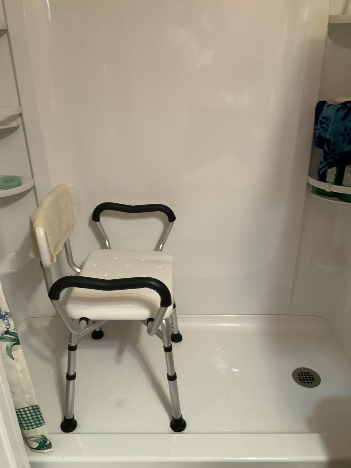 BRITULIF Shower Chair with Arms and Back for Inside Shower, 550 lb Capacity customer photo 2