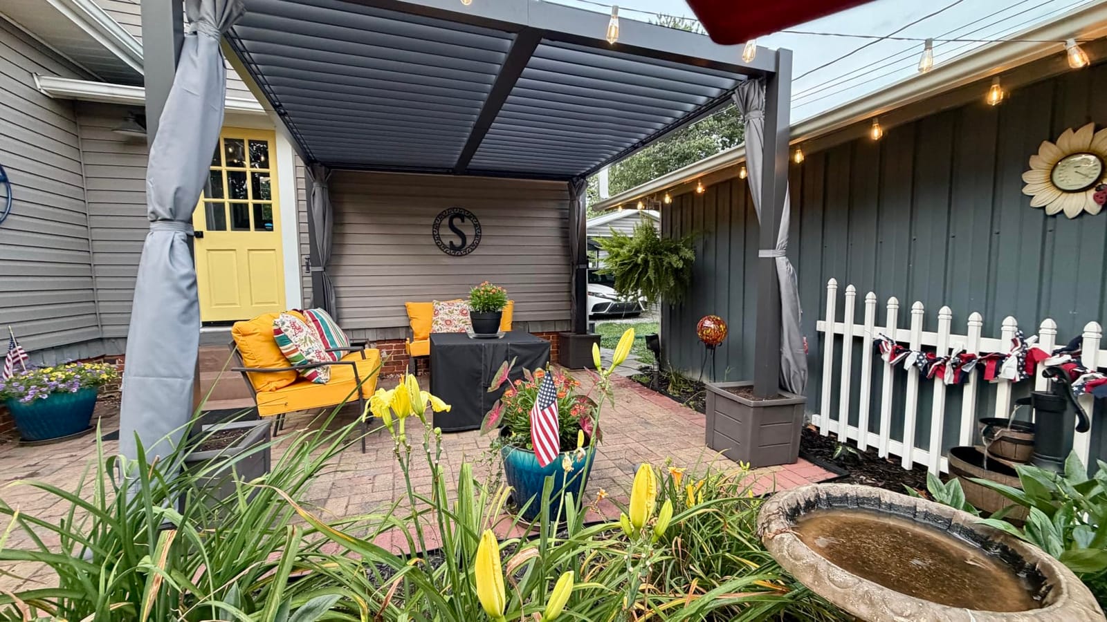 Aoxun Louvered Pergola 10x10 All-Aluminum, Waterproof Curtains and Netting customer photo 2