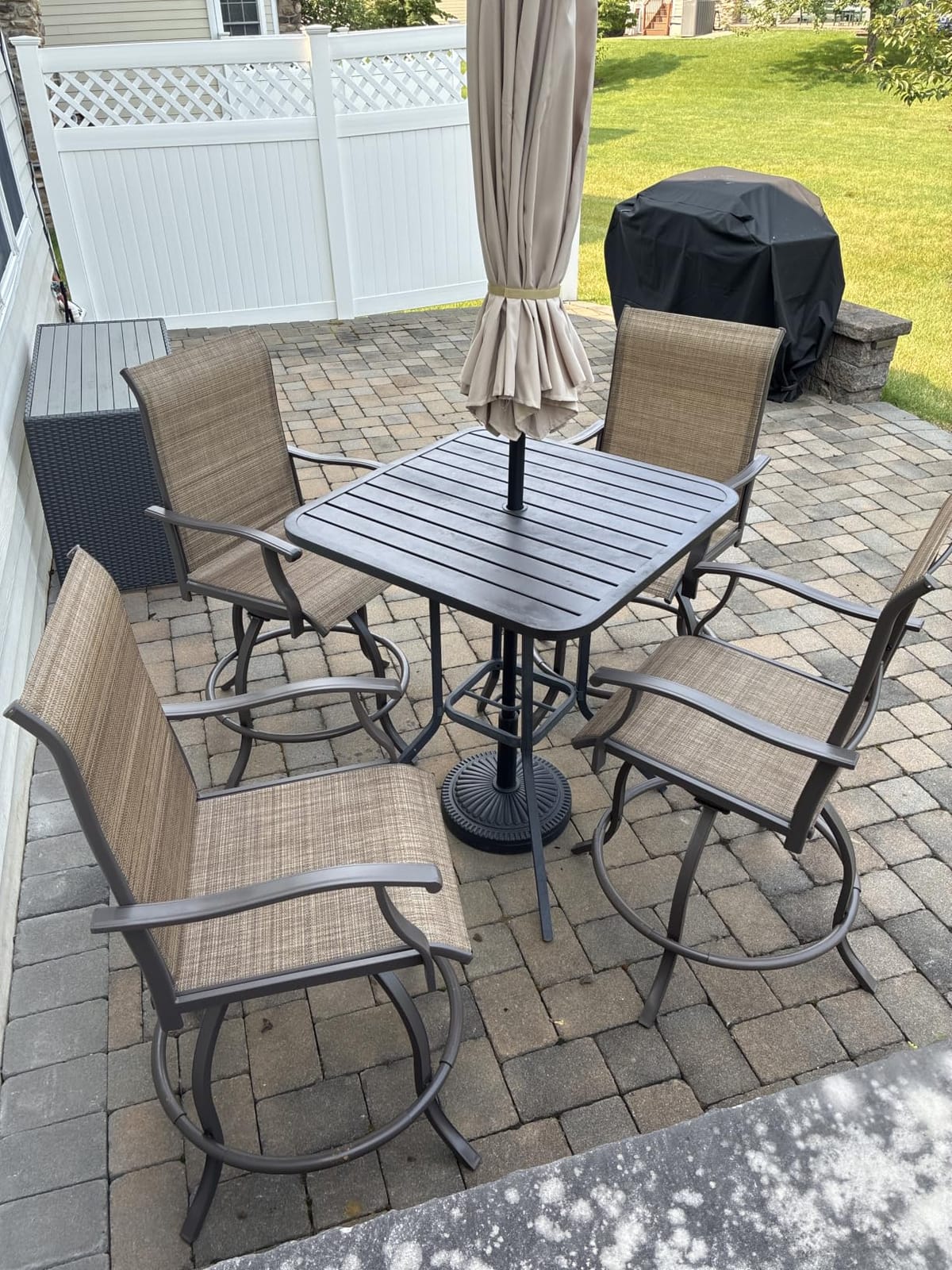 Kozyard Isabella Outdoor Swivel Bar Stools customer photo 1