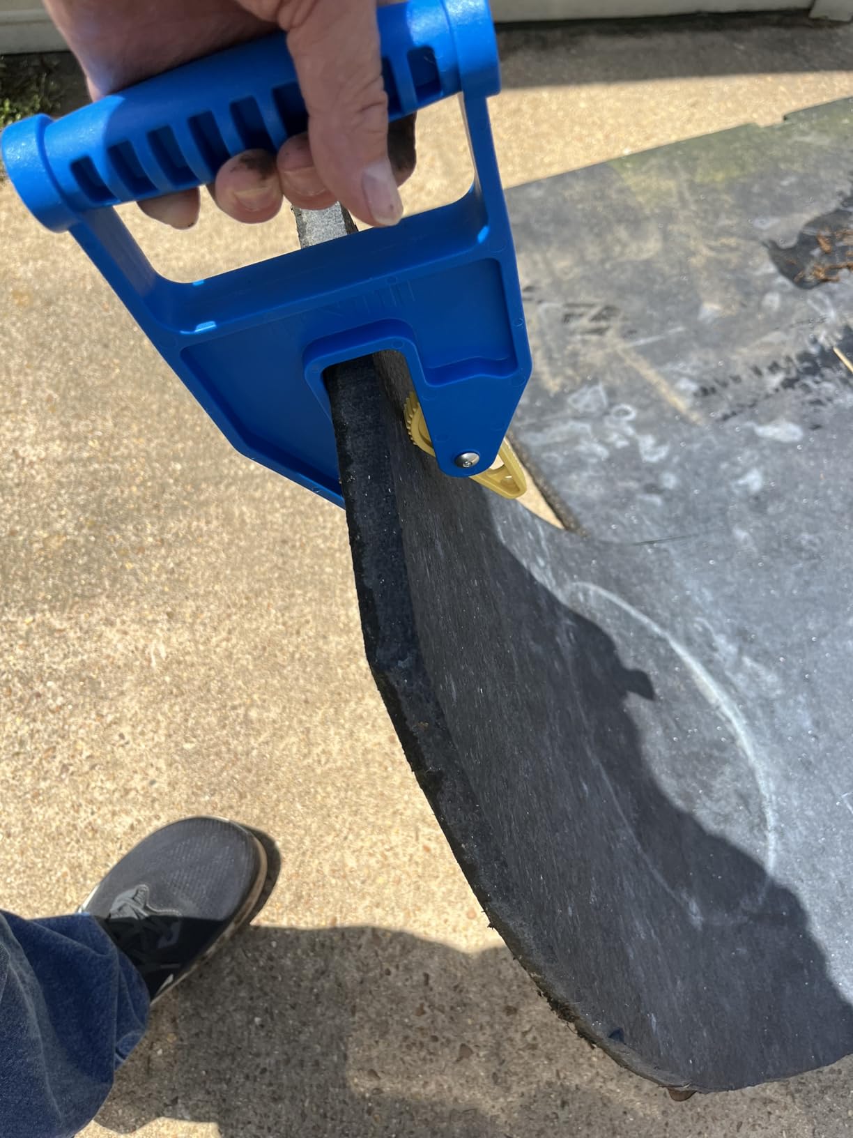 Heavy Duty Stall Mat Grippers - Pair of 2 Mat Movers Tool for Horse Stalls, Gym, Barn, and Trailer, Makes Moving Rubber Mats Easier, Saves Your Back and Hands customer photo 2