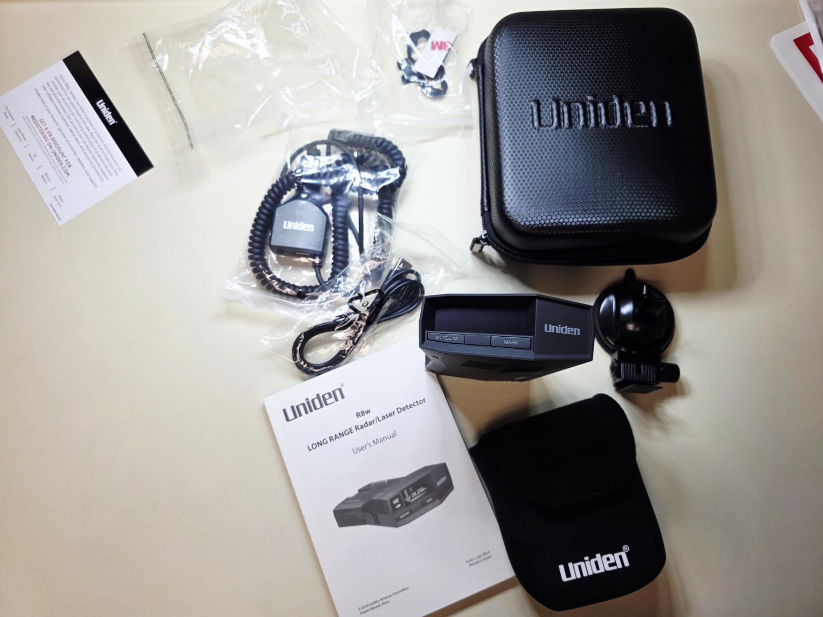 Uniden R8W (new Model) Extreme Long Range Laser/Radar Detector, 360° Awareness, Directional Arrows, Wi-Fi, Bluetooth, GPS, Real-Time Voice Alerts, Red Light & Speed Camera Alerts, R/TACH App customer photo 2