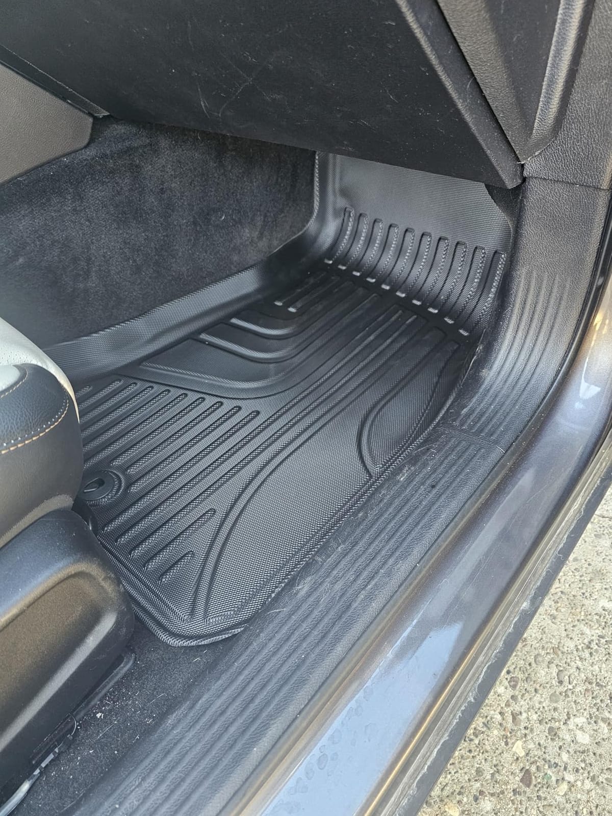 6.4FT Truck Bed Mat for 2019-2026 Dodge Ram 2500/3500 Crew Cab Floor Mats customer photo 2