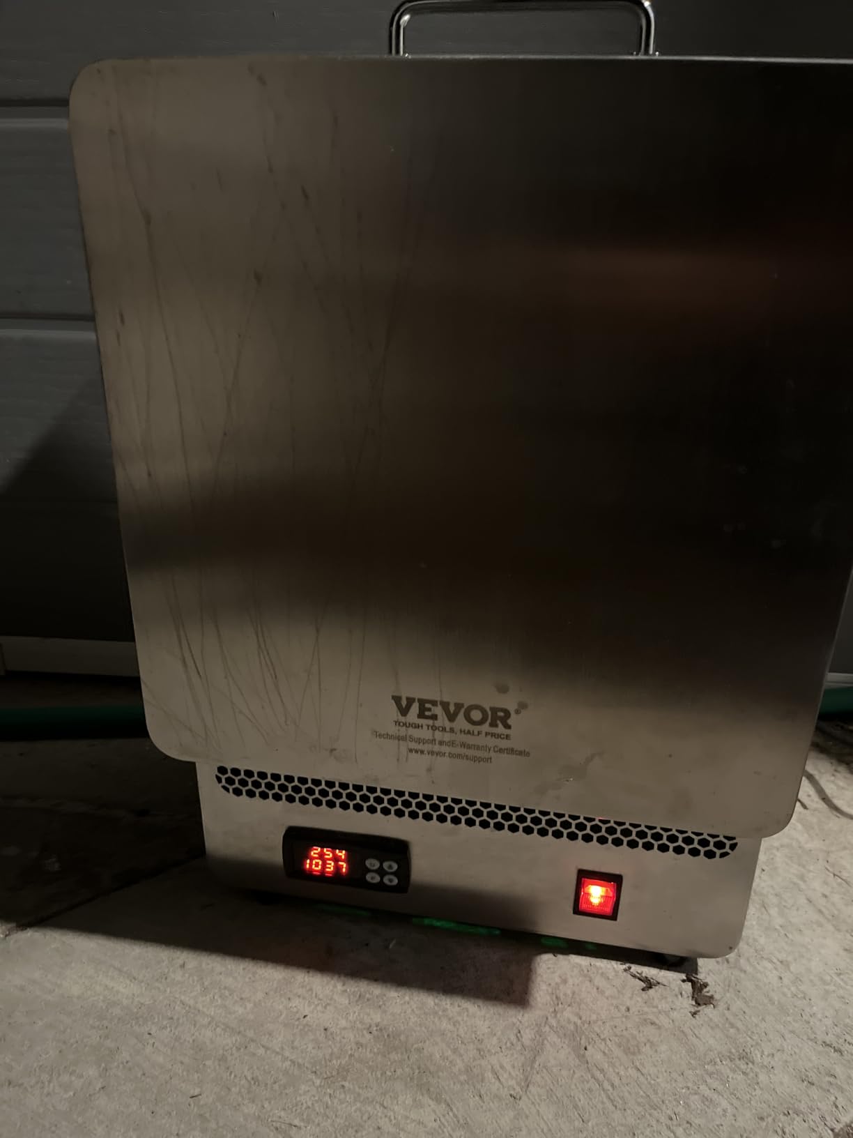 VEVOR 1500W Programmable Electric Kiln, Digital Melting Furnace with Multi-Stage Temperature Control, Stainless Steel 2192F/1200C for Jewelry, Metal, Glass, Ceramics, Wax Casting & DIY Crafts customer photo 2
