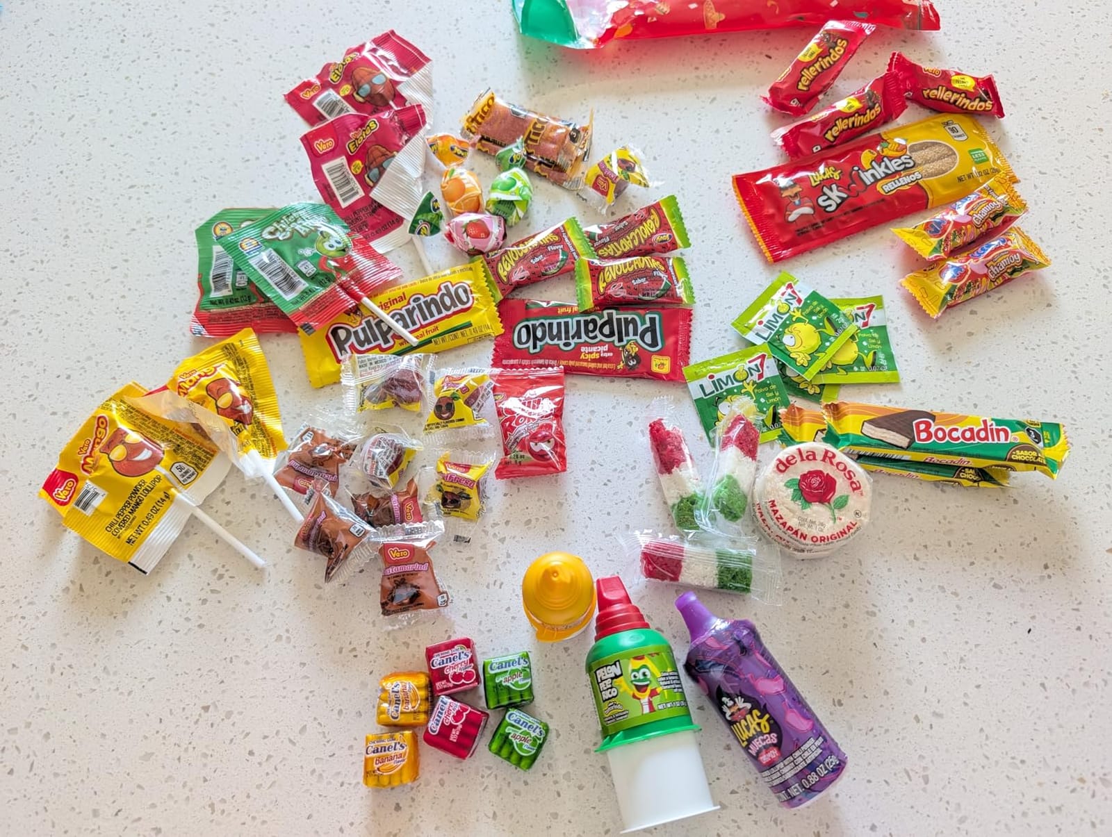 Mexican Candy Variety Pack (50 Count) Dulces Mexicanos, Mexican Snacks, with Vero Lollipops, Lucas Candy, Pulparindo Tamarindo, Mazapan, Spicy Dulce Mexico Assorted Mix, by Sabores de Mexico customer photo 1