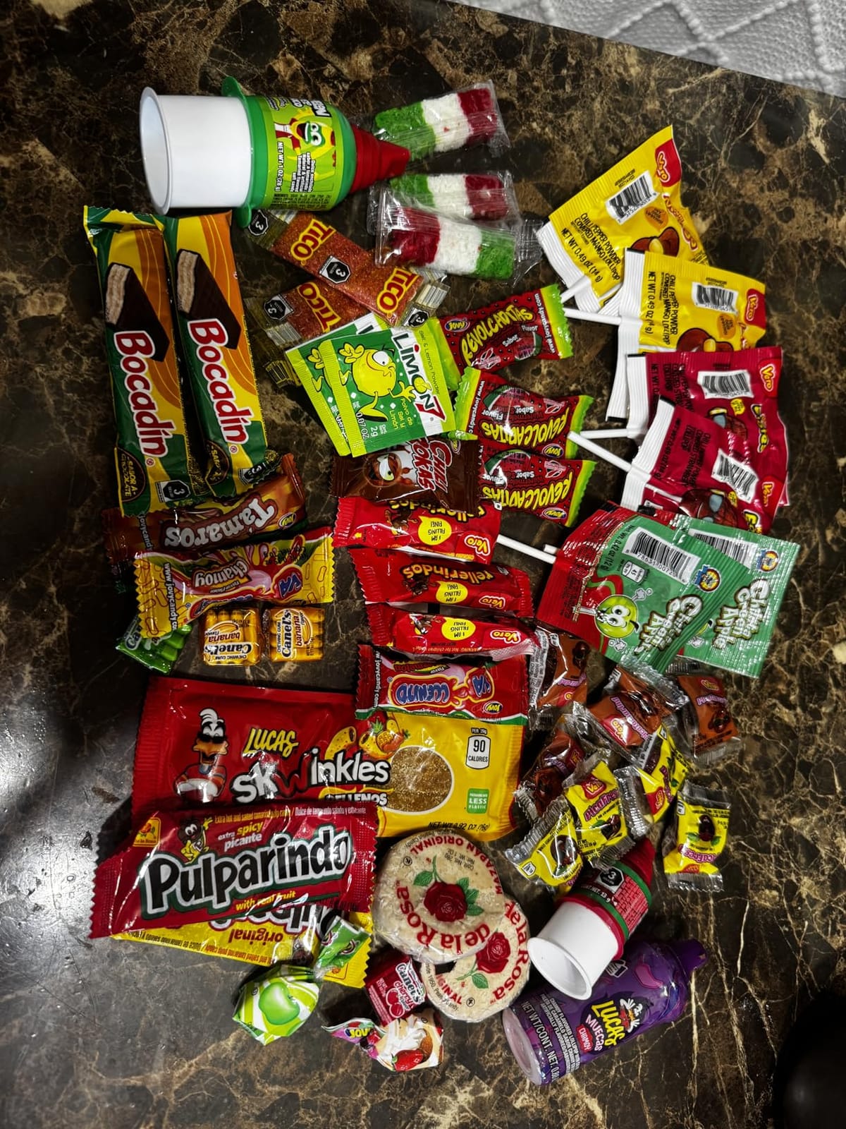 Mexican Candy Variety Pack (50 Count) Dulces Mexicanos, Mexican Snacks, with Vero Lollipops, Lucas Candy, Pulparindo Tamarindo, Mazapan, Spicy Dulce Mexico Assorted Mix, by Sabores de Mexico customer photo 2