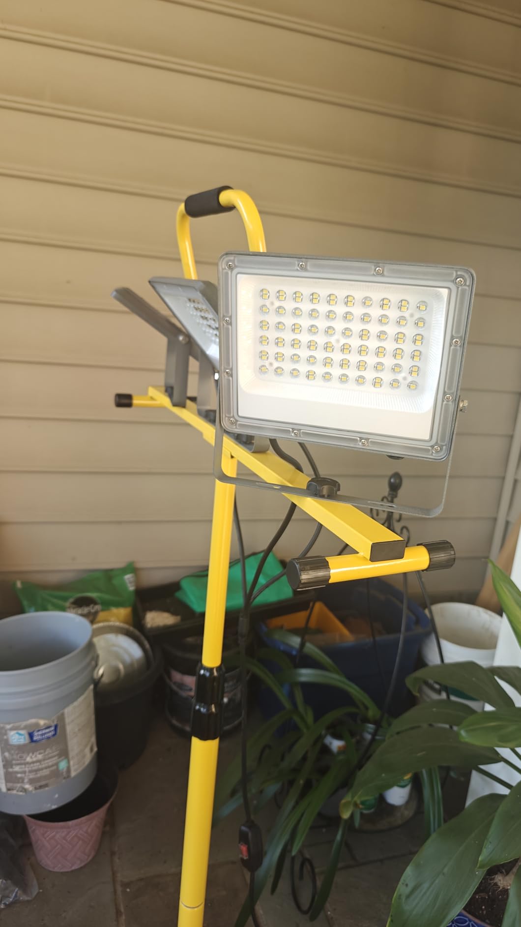 30000 Lumen LED Work Lights with Stand - 3 Adjustable Head Waterproof Foldable Tripod Light, 6500K Daylight (47-68