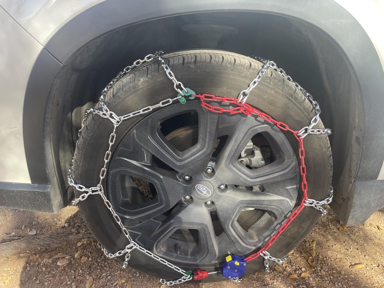 Snow Chains for Pickup Trucks, 2 Piece x 12mm, 1 Minute Quick Installation Tire Chains with Automatic Tensioner, Heavy-Duty Emergency Tire Traction Chain for Pickup Trucks and Off-Road SUVs (HYR-A) customer photo 1