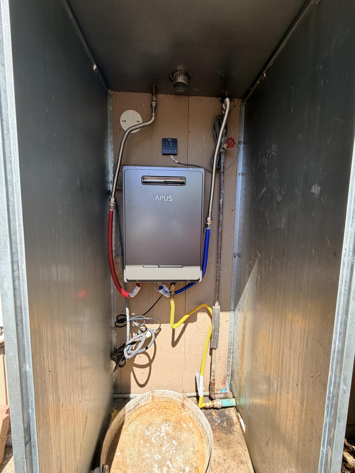 APUS Propane Tankless Water Heater, 190,000 BTU, 8.1 GPM, Outdoor | Continuous Hot Water for 5-6 outlets, Wi-Fi and Remote control, 95-149°F, Anti-freeze, High Efficiency On Demand, Save Space customer photo 2