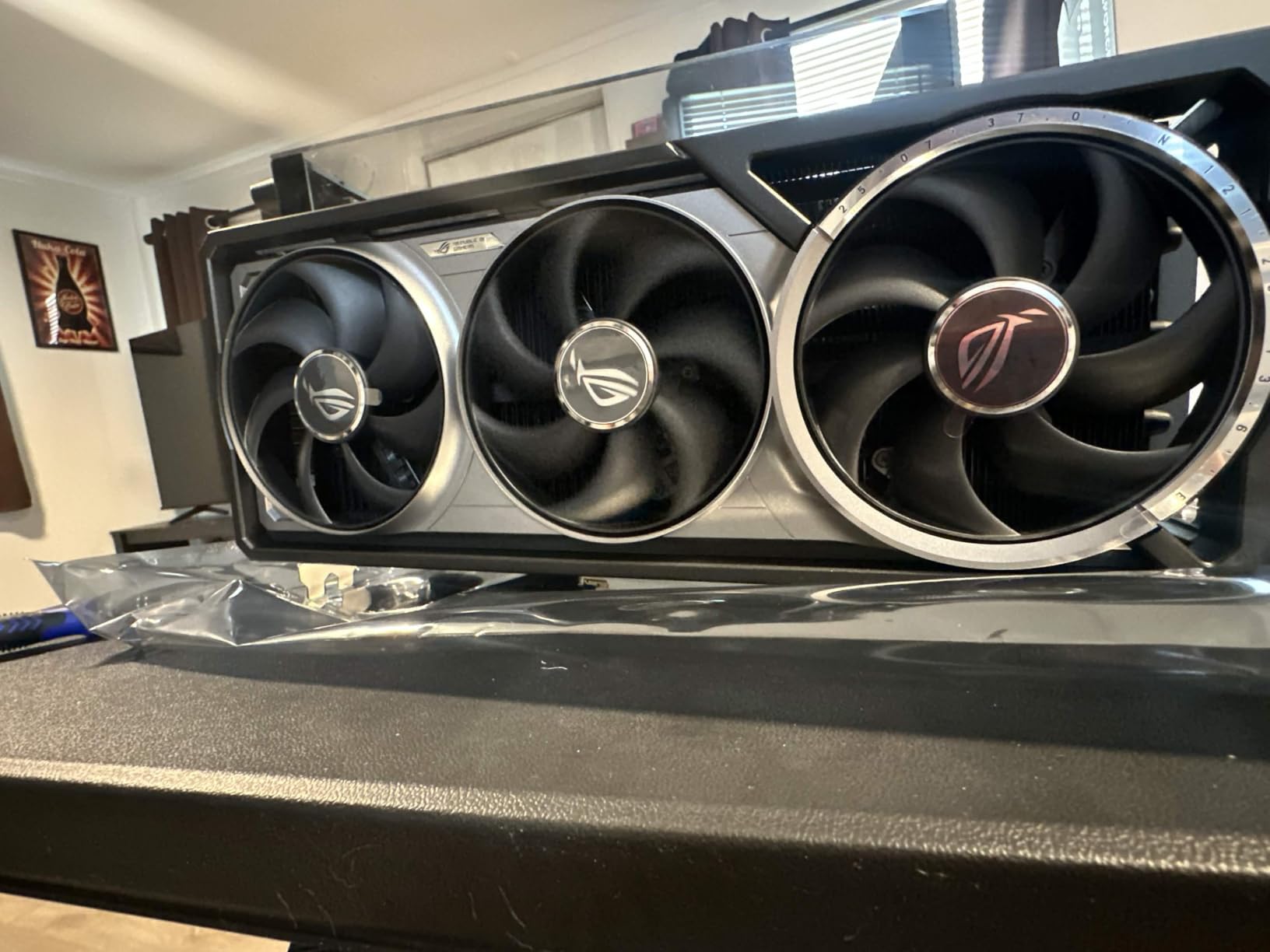 ASUS ROG Astral NVIDIA GeForce RTX 5090 32GB GDDR7 BTF OC Edition Gaming Graphics Card, 3.8-Slot, 1000W Support, 3 Year Warranty customer photo 2