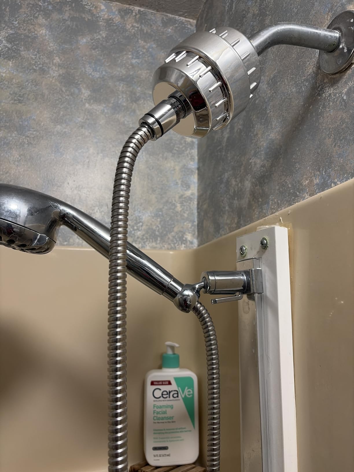 25-Stage Shower Filter prevents scale buildup,Revitalize Hair Skin & Nails with Purifying Water, softener hard water,99% Lead Chlorine, Fluoride & Chemicals removed. High-Output Fan Technology,Chrome customer photo 2