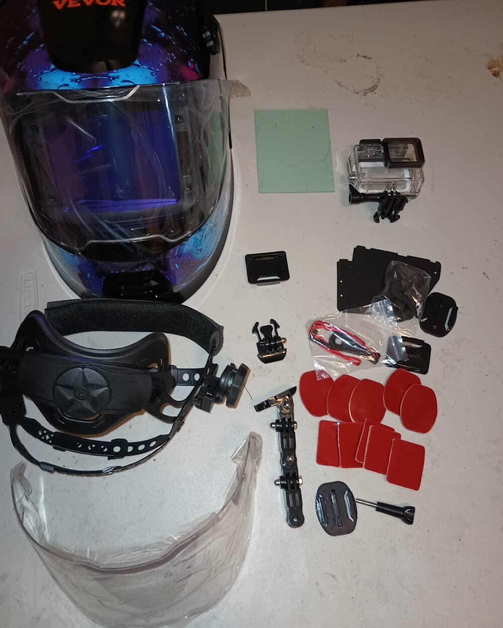 VEVOR Welding Helmet Auto Darkening True Color, 3.94