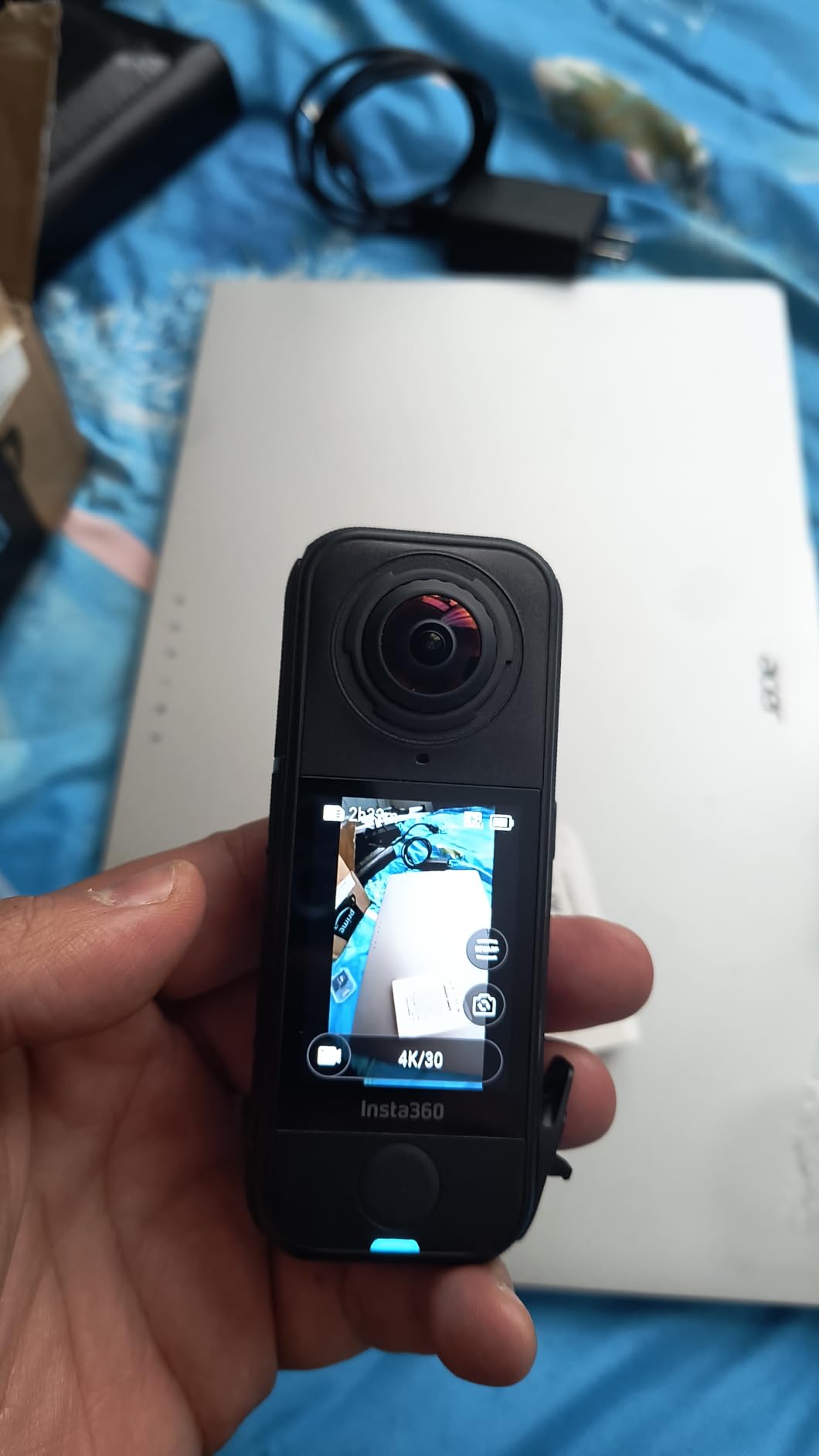 Insta360 X4 Air - Lightweight 165g 8K 360 Camera, Invisible Selfie Stick Effect, Replaceable Lenses, Shoot First & Frame Later, Built-in Wind Guard, FlowState Stabilization, AI-Powered App customer photo 2