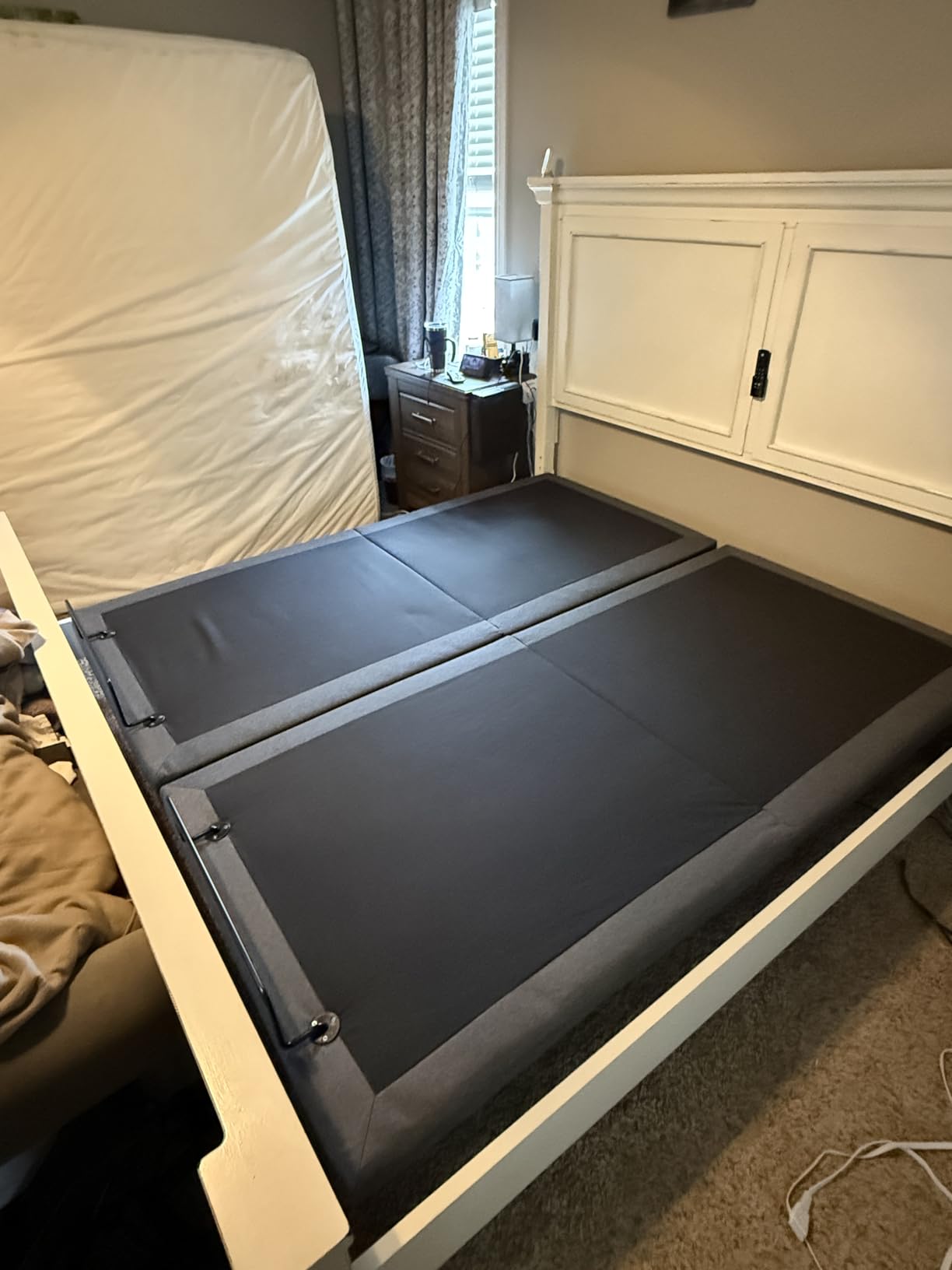 Tami Tami T450 Adjustable Bed Frame Split King (Sync Control as King) with Remote, Adjustable Base with Head&Foot Incline, Zero Gravity, Nightlight, Quiet Motor, Height-Adjustable Legs, Easy Assembly customer photo 2