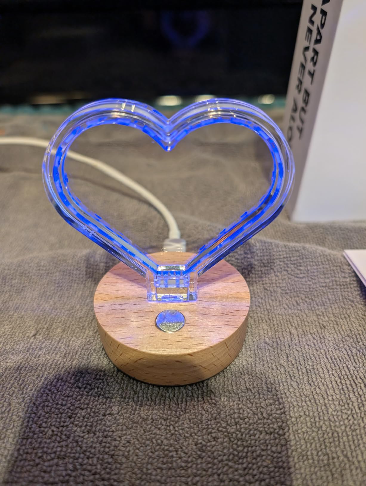 LuvLink Pulse v2.0 the Heart-Shaped Friendship Lamp for Long-Distance Connection & Love (2) customer photo 2