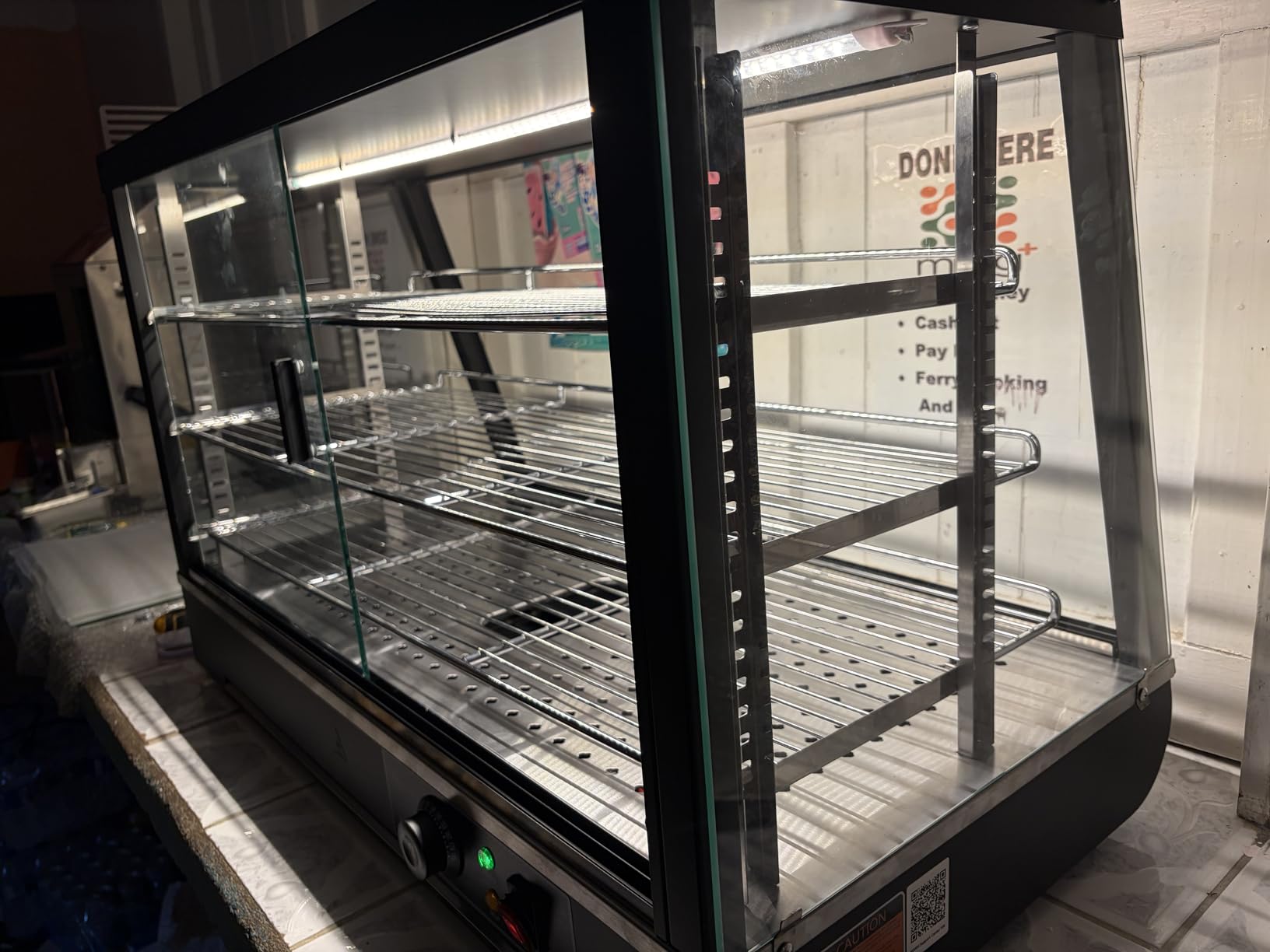 VEVOR 3-Tier Commercial Food Warmer Display, 800W Food Display Warmer with LED Light, Adjustable Shelf and Stainless Steel Frame, 86℉~185℉ Air Heating, 34L for Hamburger, Pizza, Bread, Fried Chicken customer photo 1