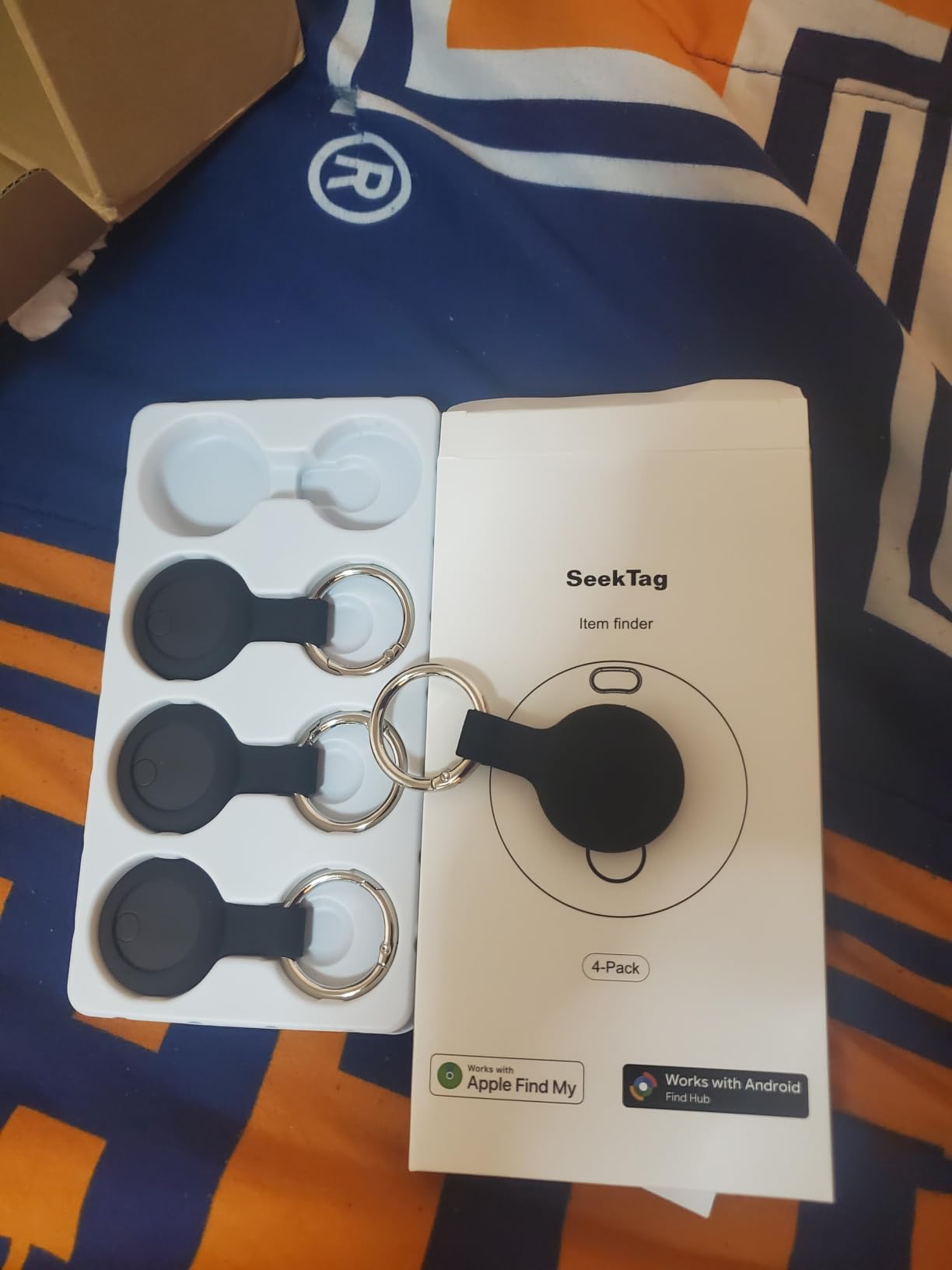 Air Tags for Android,Air Tags-4 Pack Android,Air Tracker Tags with 4 Case,2 Year Battery Life,Google & Apple Find Trackers for Google'S Find Hub App & Apple Find My,IP65 Waterproof Luggage Tracker customer photo 1