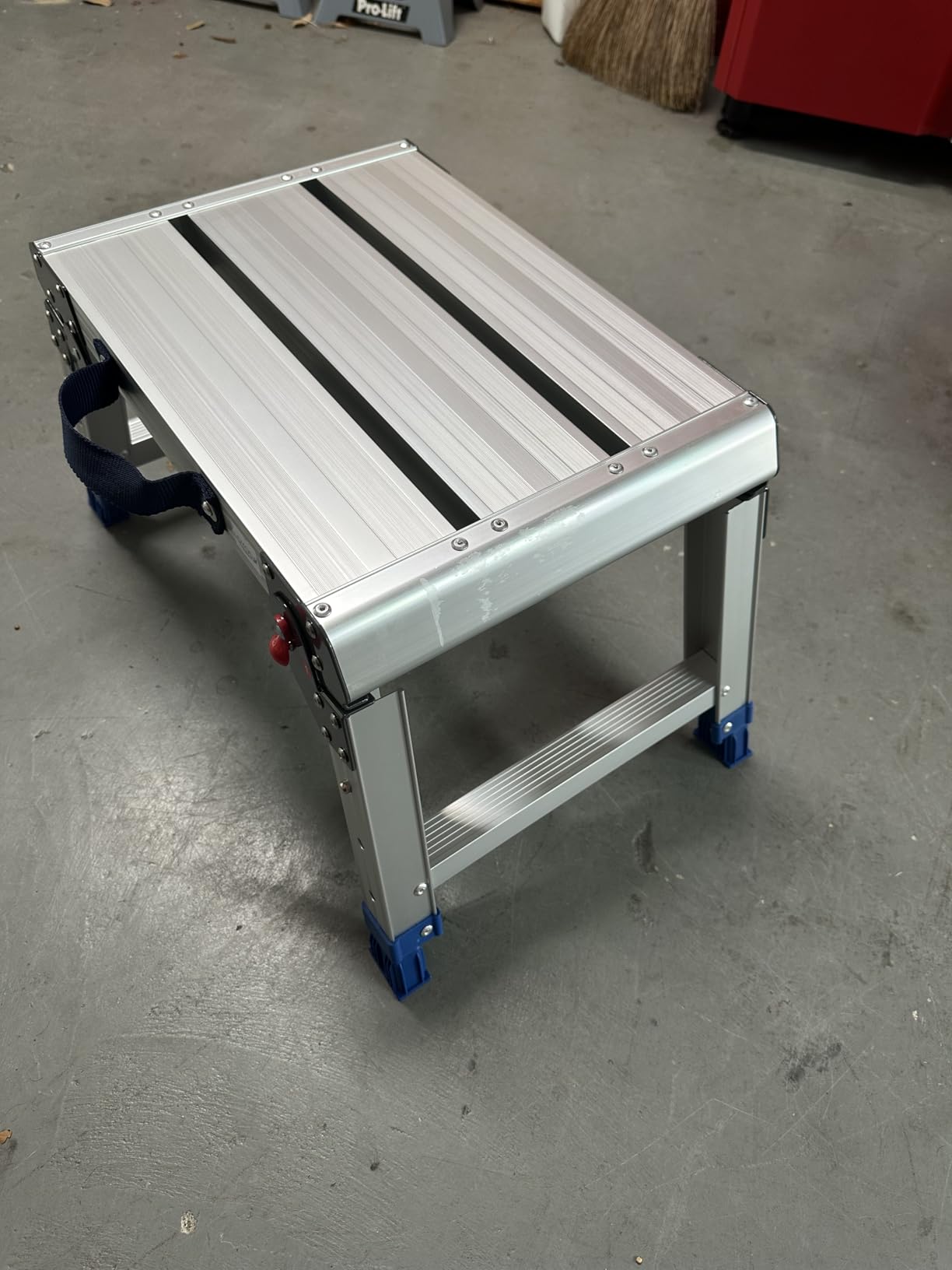 Loyoda Folding Work Platform for Adults, Portable Aluminum Step Stool 800lb customer photo 2