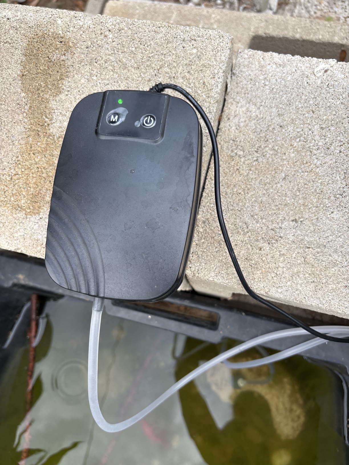 POPOSOAP 3W Solar Pond Aerator, Solar Air Pump for Pond with 2200 mAh Battery Backup, 3 Modes & Separated Solar Panel for Small Outdoor Pond Fish Tank Hydroponics P9225 customer photo 2