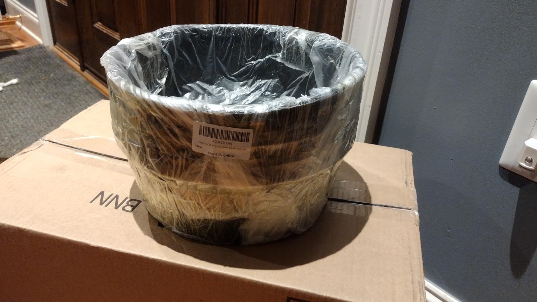 4 Pack Rubber Feed Pan, Rubber Water Trough, 2 and 1 Gallon Bowl customer photo 1
