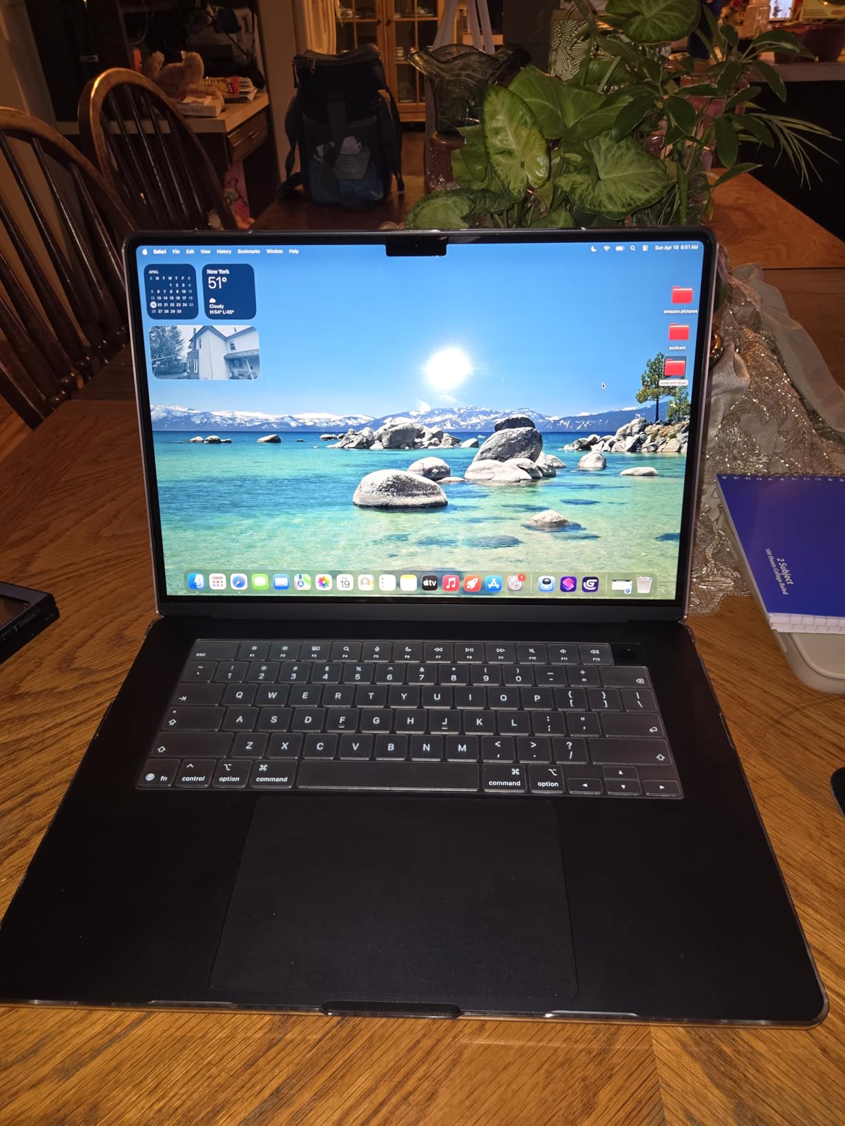 2026 MacBook Air 15-inch Laptop with M5 chip: Built for AI, 15.3-inch Liquid Retina Display, 16GB Unified Memory, 512GB SSD, 12MP Center Stage Camera, Touch ID, Wi-Fi 7; Sky Blue customer photo 2