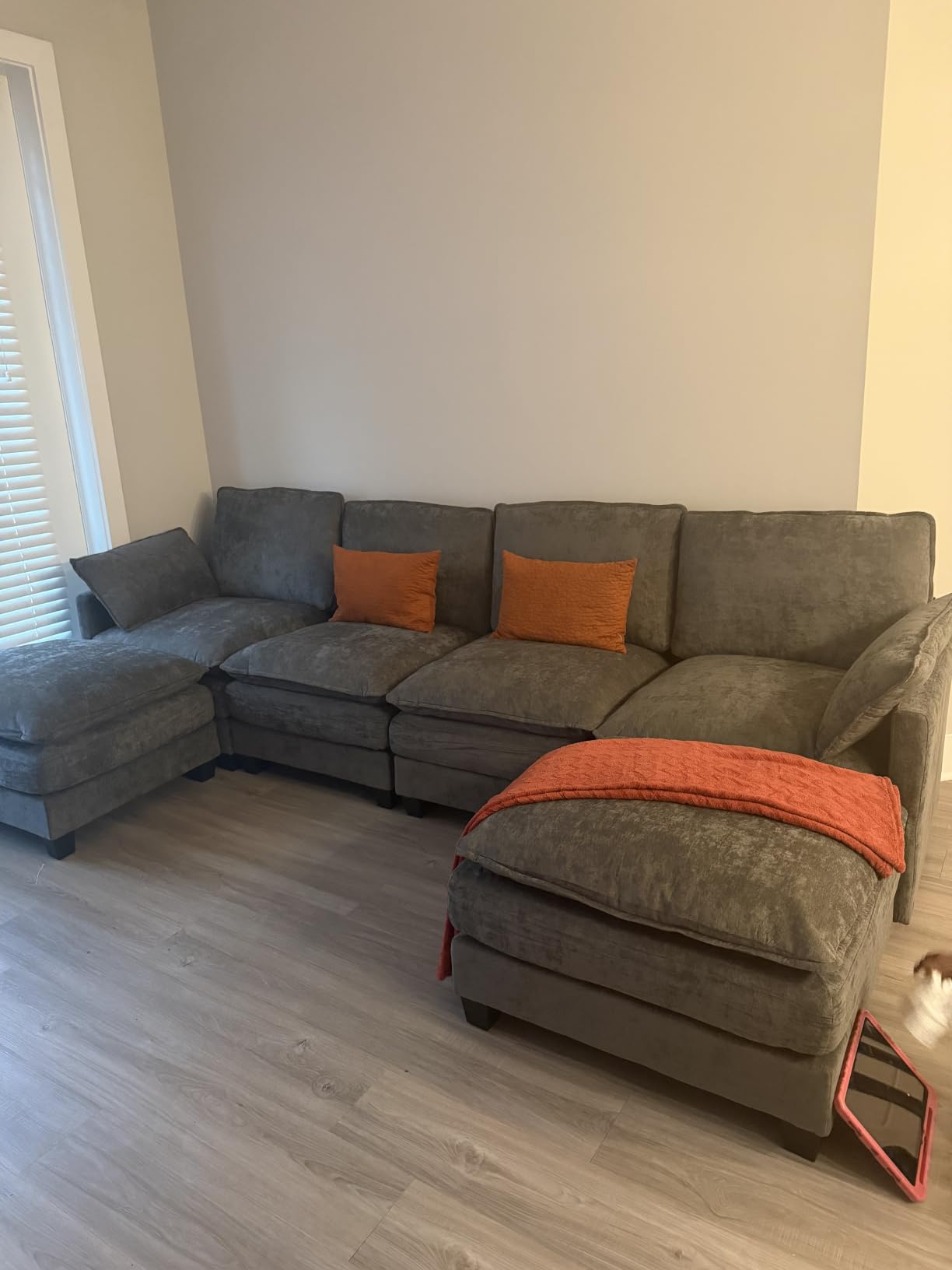 U Shaped Modular Sectional Couch, Comfy Sofa for Living Room | Comfortable Foam Cushions, Sturdy Frame, Appealing Look, Easy Assembly, Soft Chenille Fabric, Movable Ottoman, Dark Gray customer photo 1