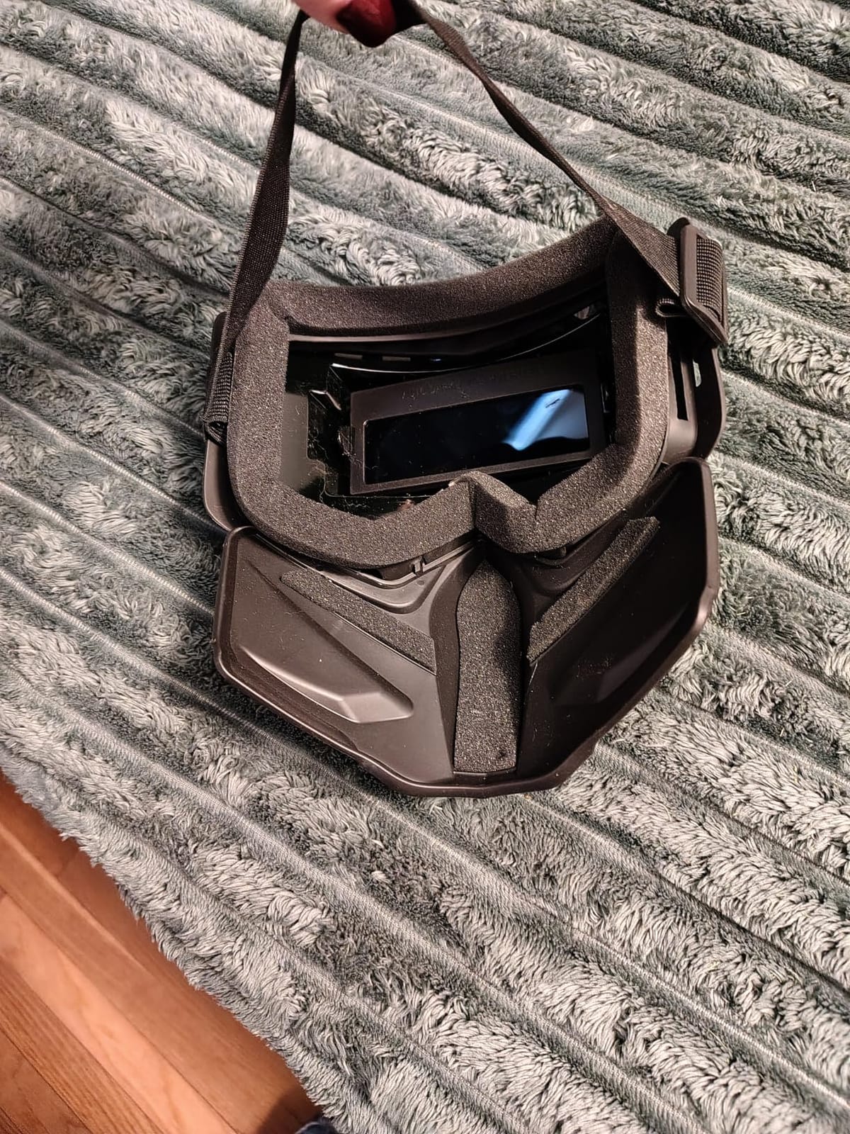 Auto-Darkening Welding Helmet, True Color View UV IR Adjustable Headband customer photo 1