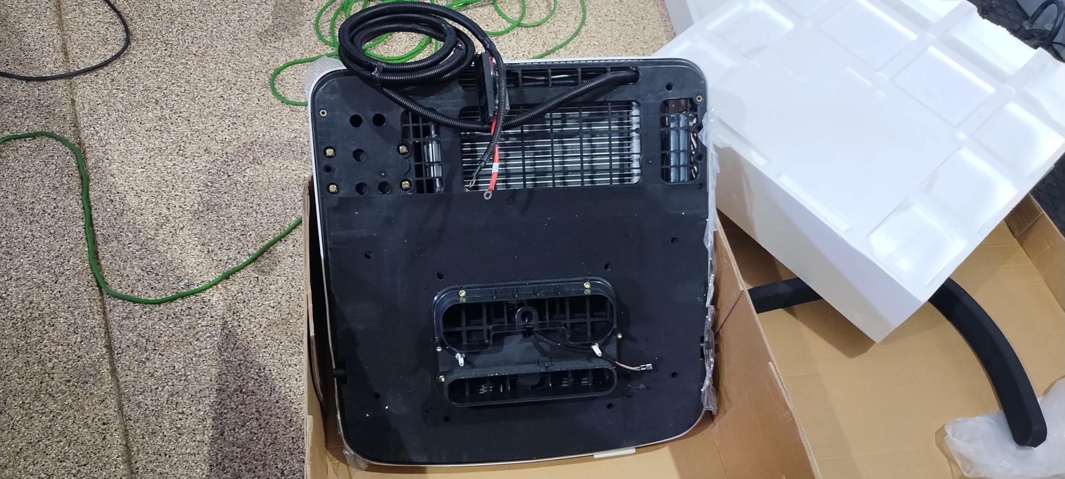 12V DC RV Rooftop Air Conditioner with Smart APP & Voice Control customer photo 1