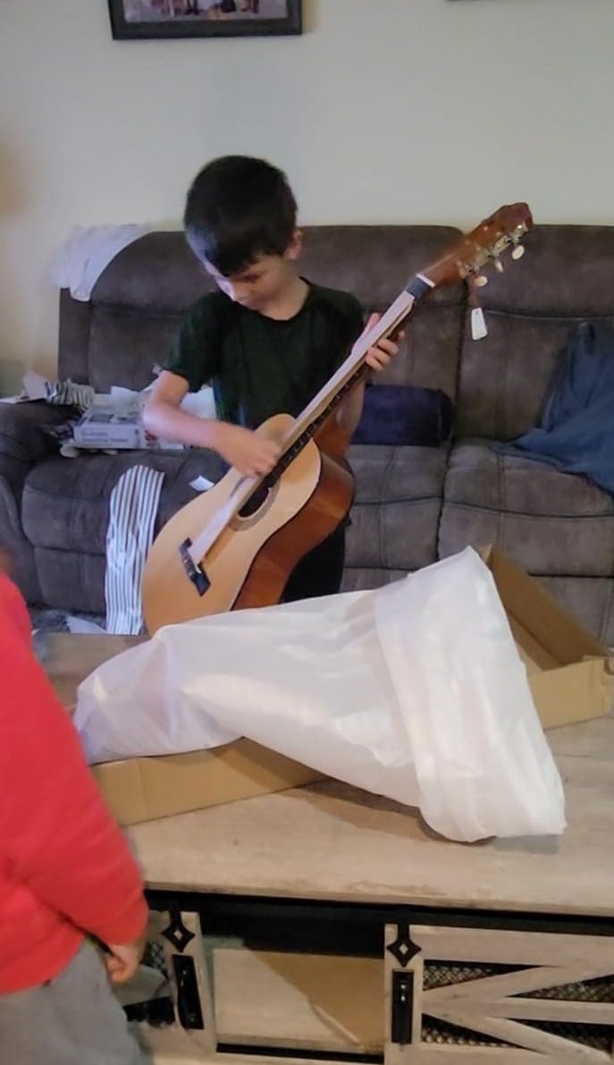 Pyle 36-Inch Beginner Classical Acoustic Guitar Kit, 3/4 Size Junior Nylon String Guitar for Kids and Adults, Includes Gig Bag, Strap, Spare Strings, Picks, Cleaning Cloth, 18 Frets, Natural, Gloss customer photo 1