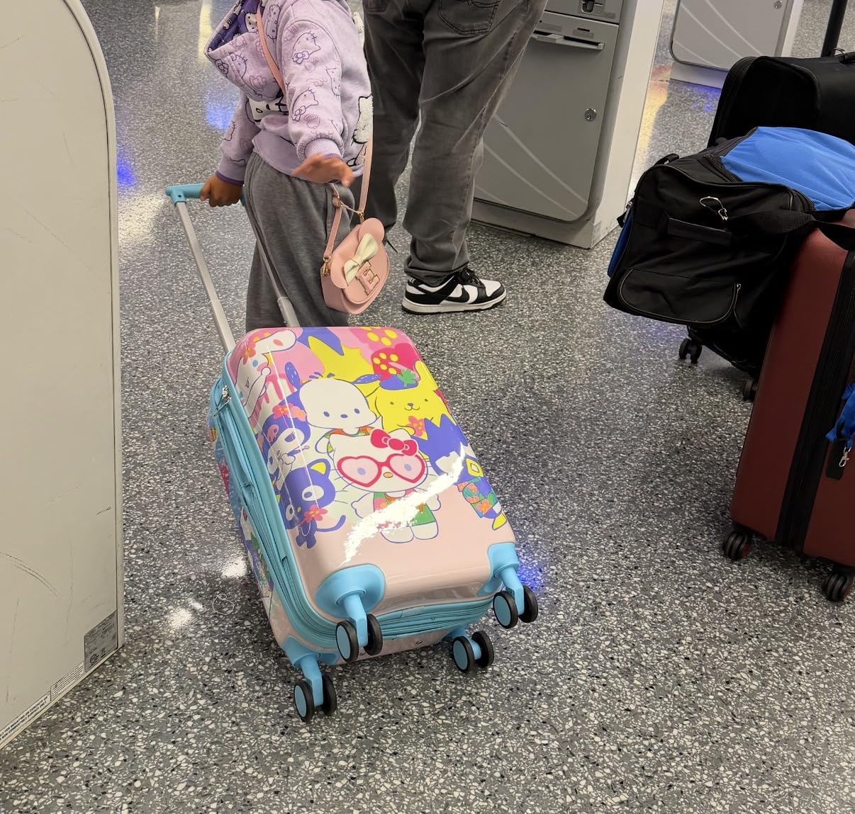 Spider-Man Classic Character 4-Wheel Kids Luggage for Travel & Adventure customer photo 1