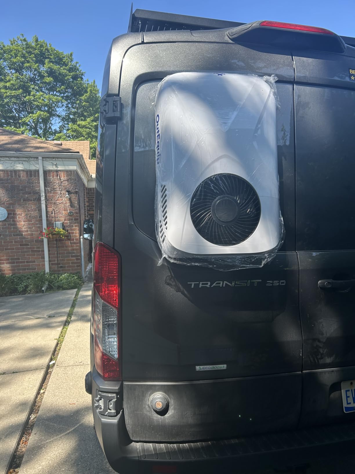 12V RV Air Conditioner, Dual-Mount Wall or Rooftop, 10000 BTU DC AC with Heater, Quiet AC Unit for Van Camper Trailer customer photo 1