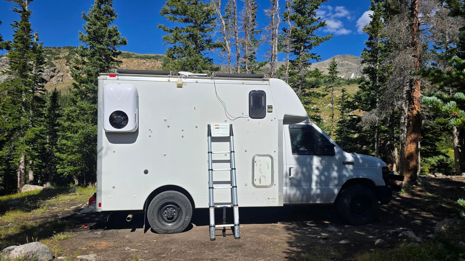 12V RV Air Conditioner, Dual-Mount Wall or Rooftop, 10000 BTU DC AC with Heater, Quiet AC Unit for Van Camper Trailer customer photo 2