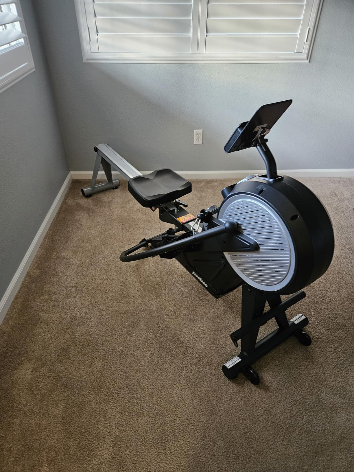 pooboo Dual Scull Rowing Machine with Wind and Magnetic Resistance | Rower Machine with 400 Lb Capacity, 14 Resistance Levels, Foldable Design, Quiet Operation And App Support for Home Workouts customer photo 1