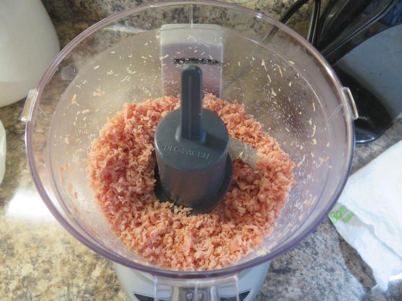 Cuisinart Mini-Prep Plus Food Processor, 3 Cup Mini Food Processor to Chop Herbs, Vegetables, and Hard Cheese, 3 Cup Work Bowl, Reversible Stainless Steel Blade, DLC-2A, White customer photo 1