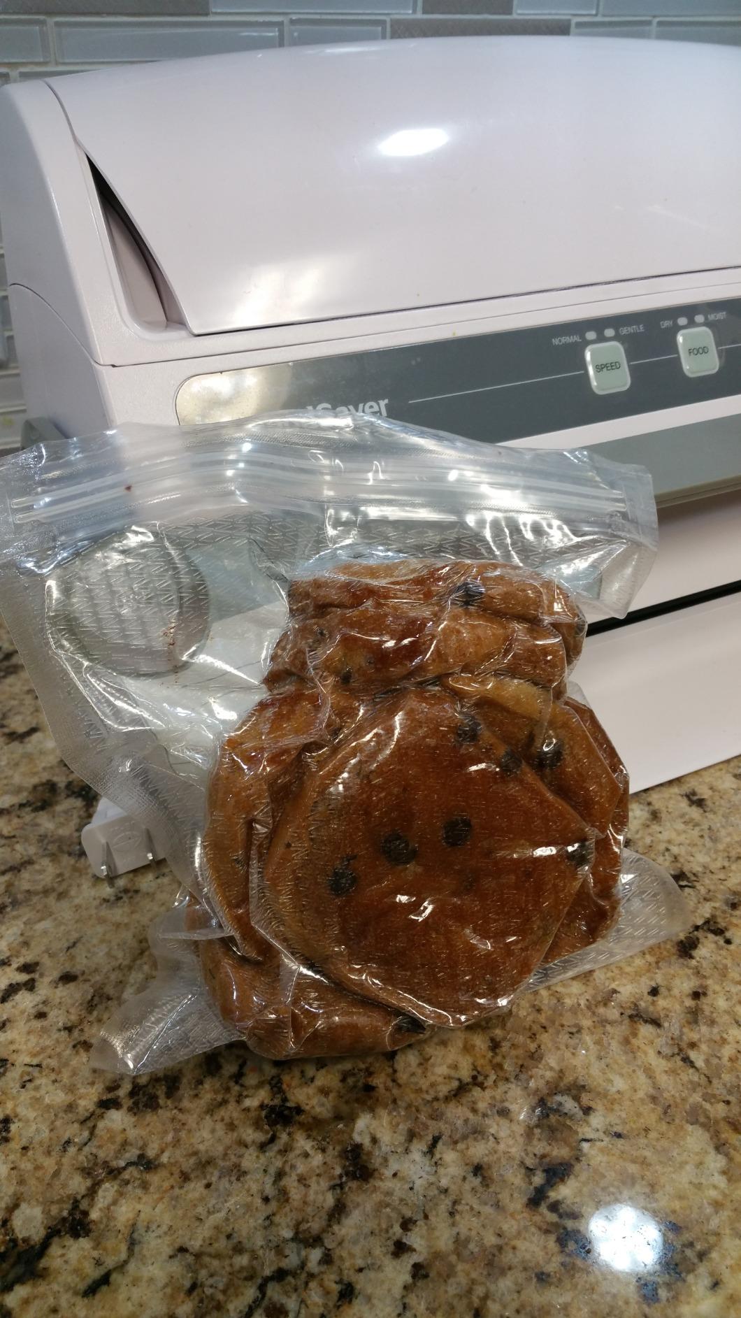 FoodSaver 1-Gallon Vacuum Zipper Bags customer photo 2