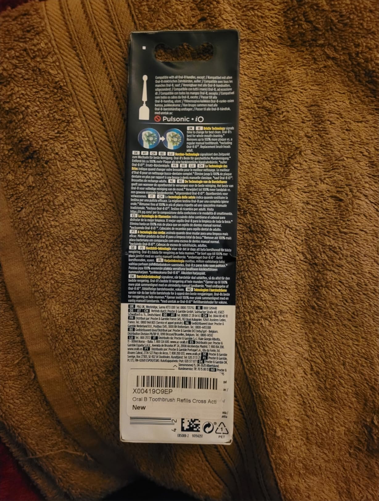 Oral-B CrossAction 4-Pack customer photo 2
